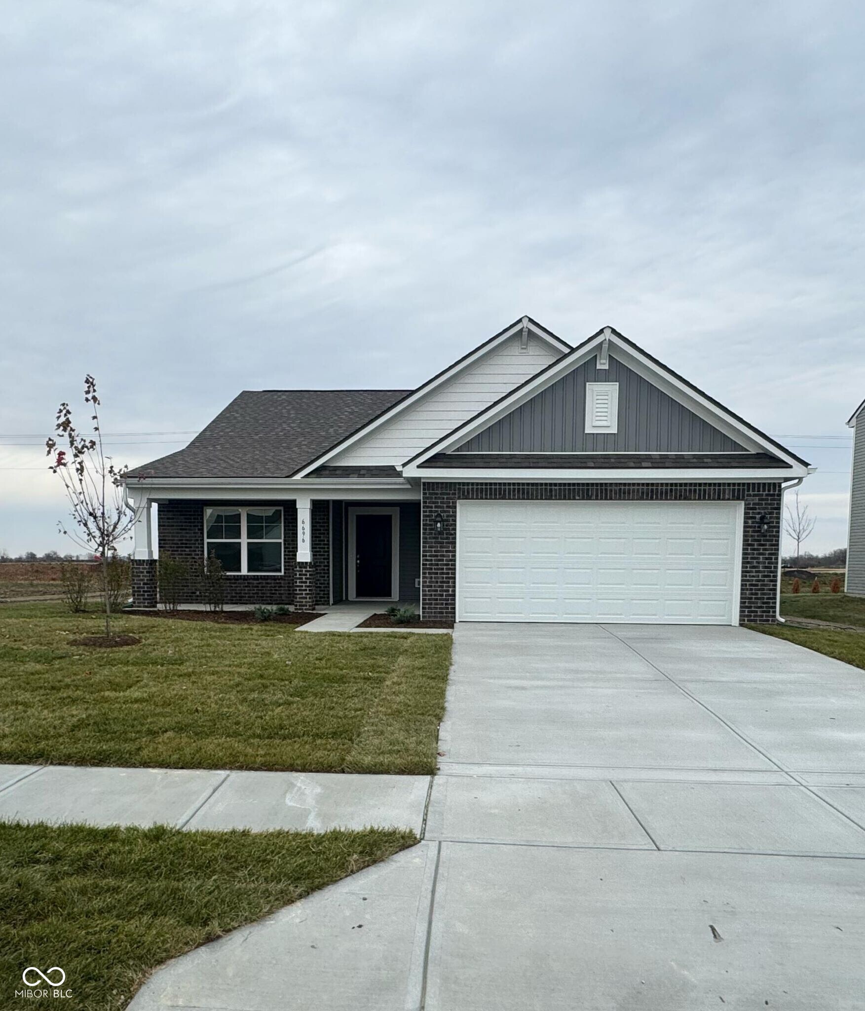 6696 Blackthorne Drive Property Photo 1