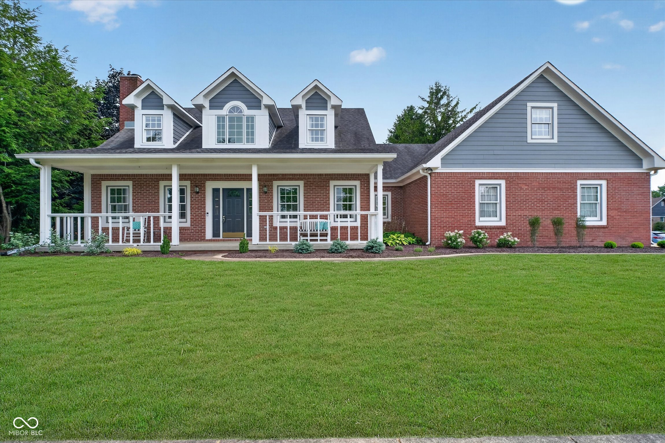 2119 Scarlet Oak Drive Property Photo 1
