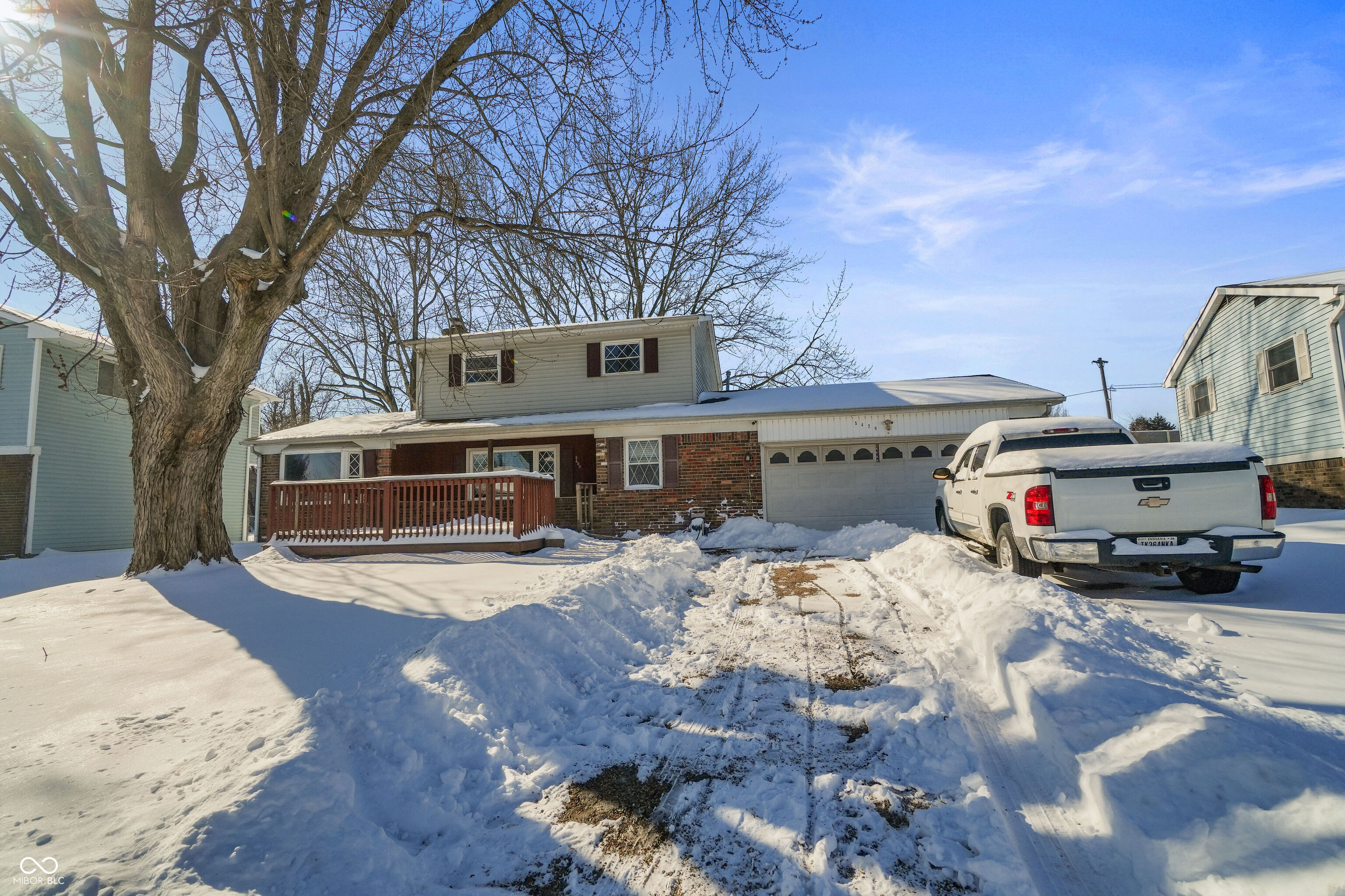 5429 Gambel Road Property Photo 1
