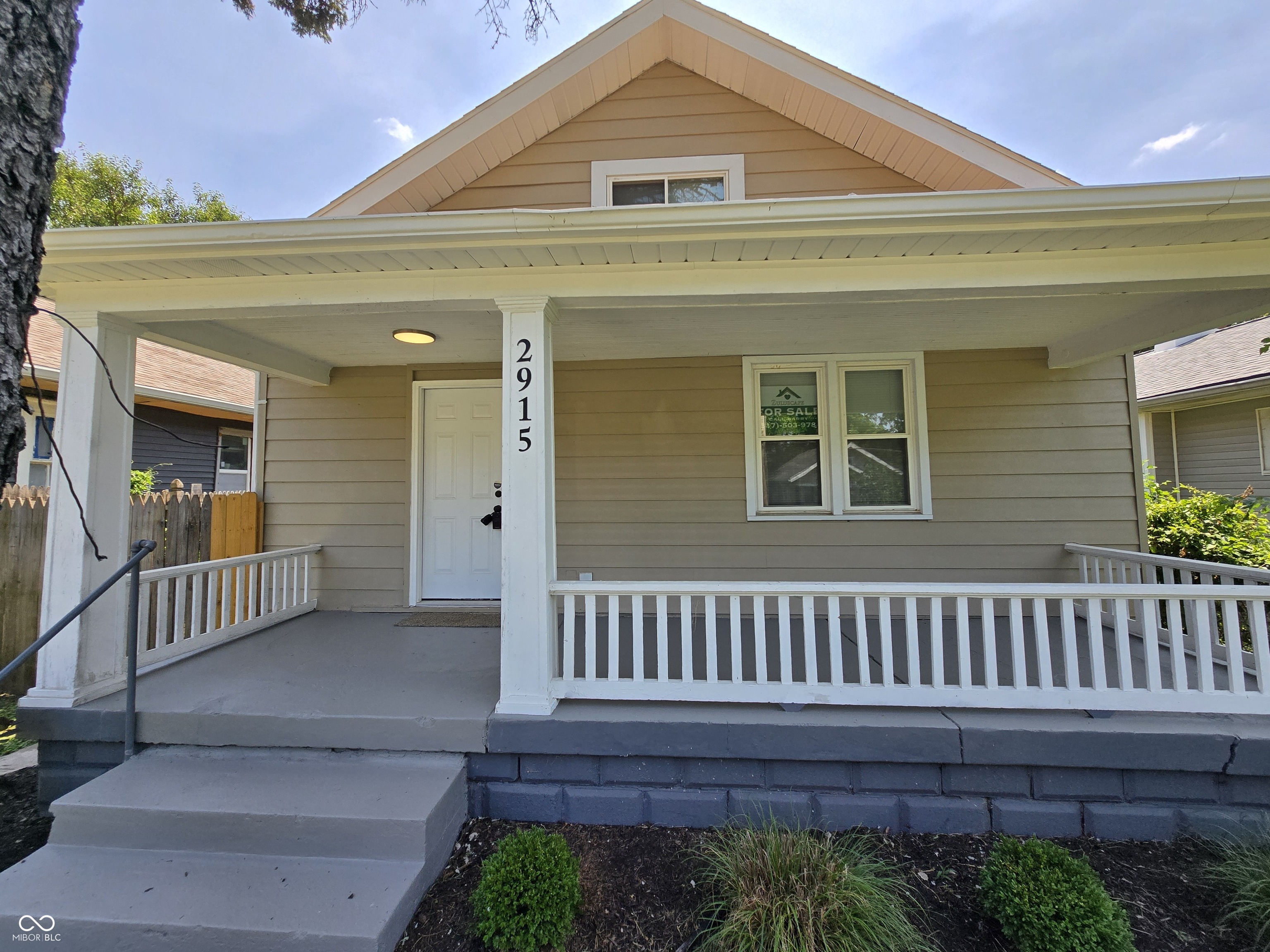 2915 Brookside Avenue Property Photo 1