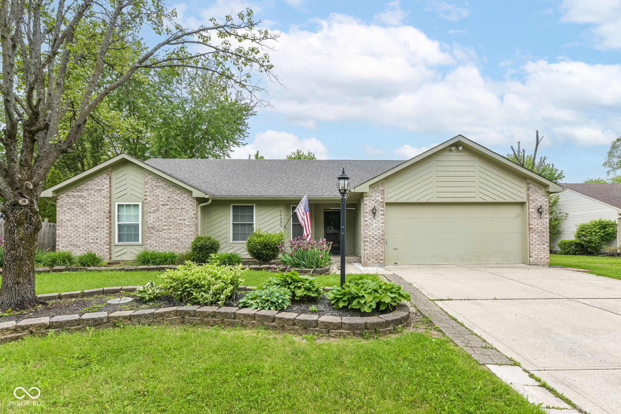 20693 Alpine Drive Property Photo 1