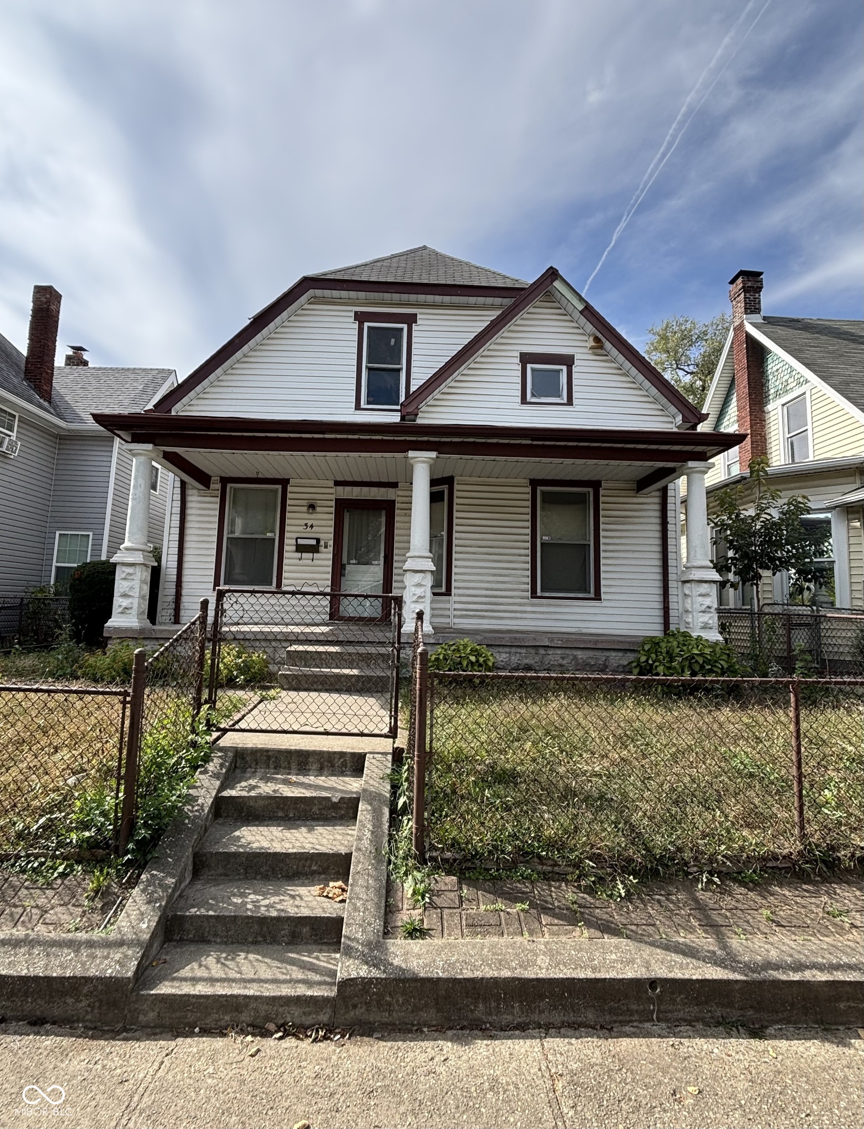 34 N Addison Street