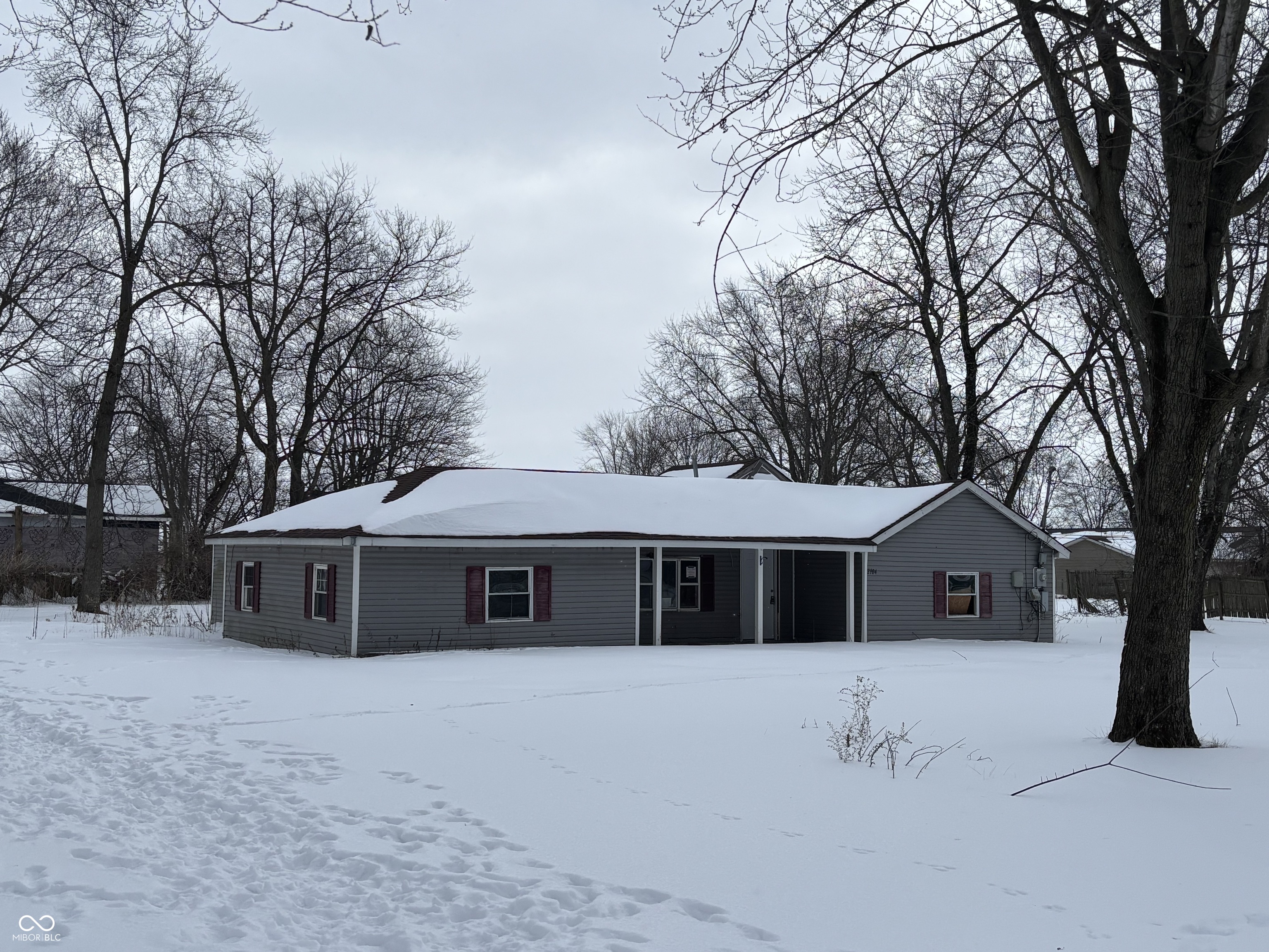 2104 Hunter Avenue Property Photo 1