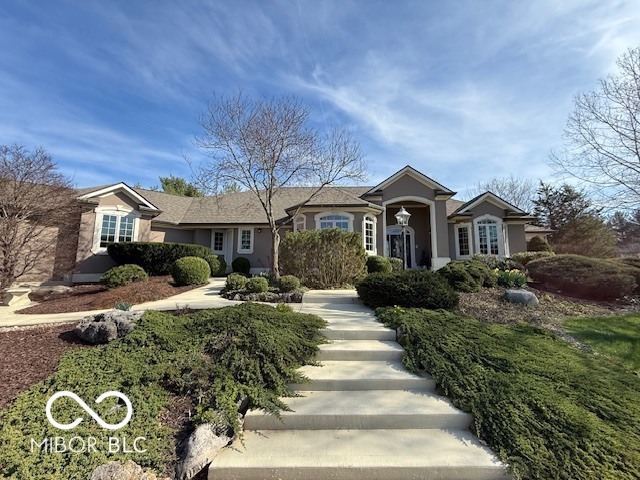 3799 N Foxcliff Drive Property Photo 1