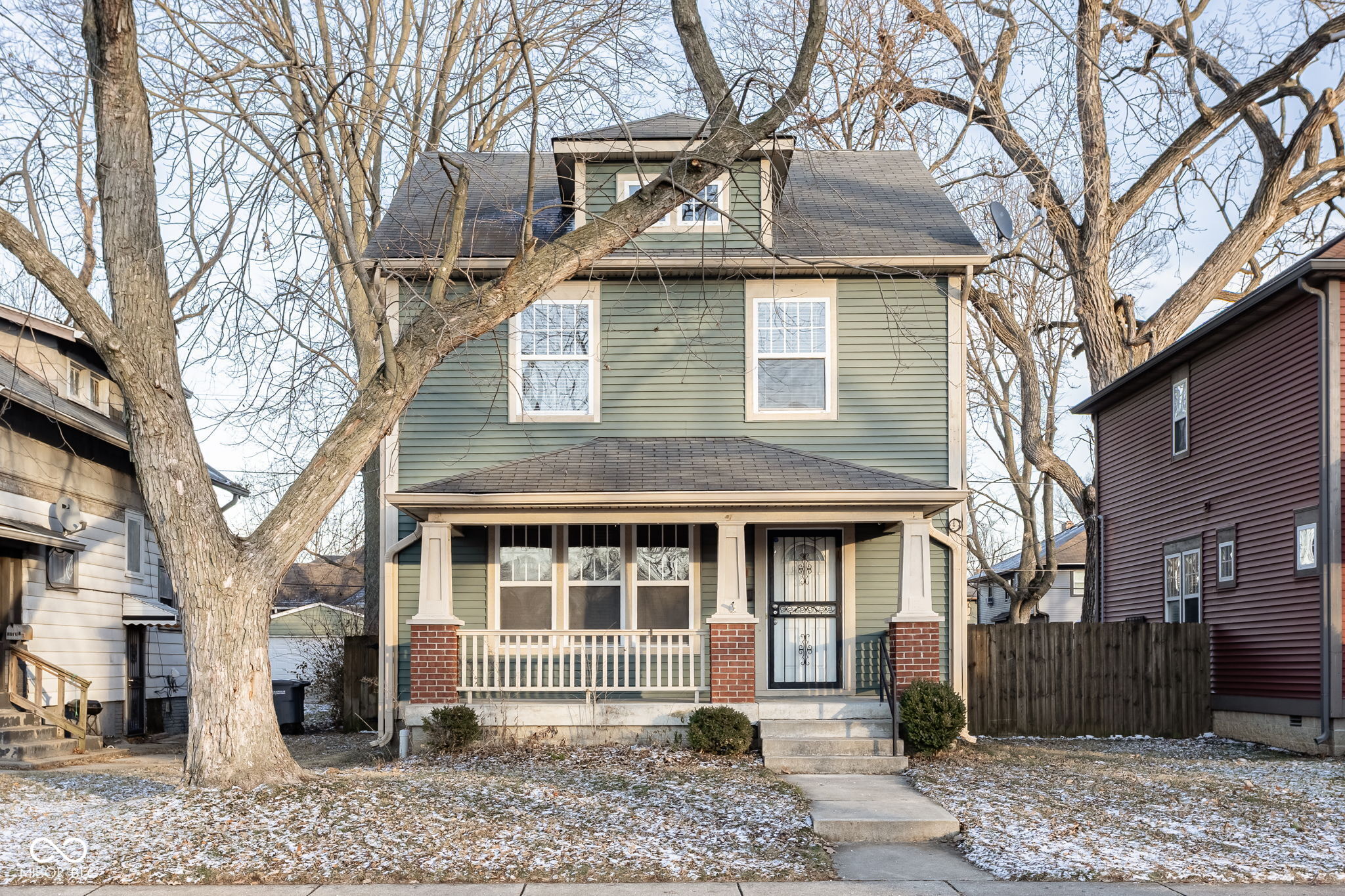 2839 N Talbott Street Property Photo 1