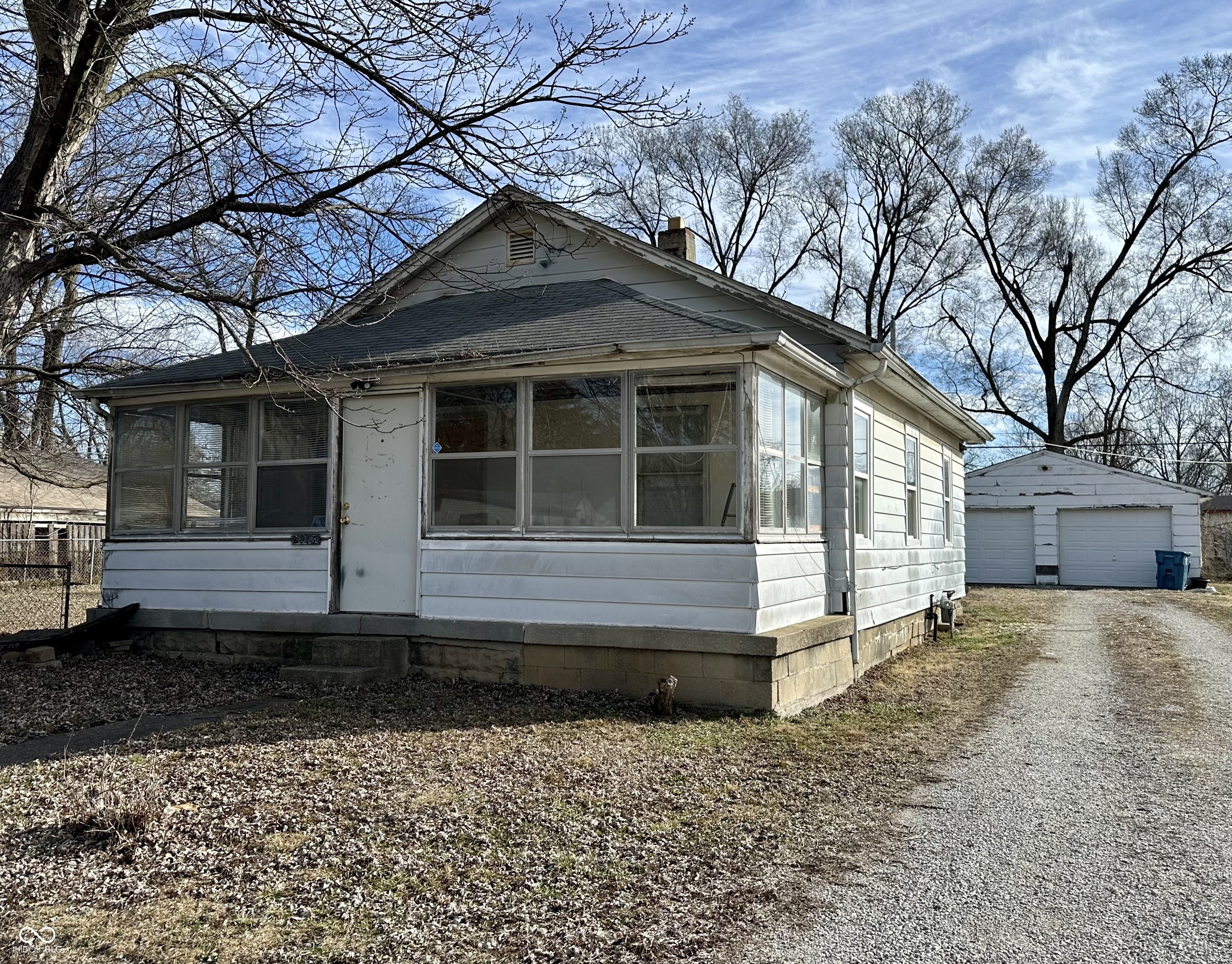 2913 S Rybolt Avenue Property Photo 1