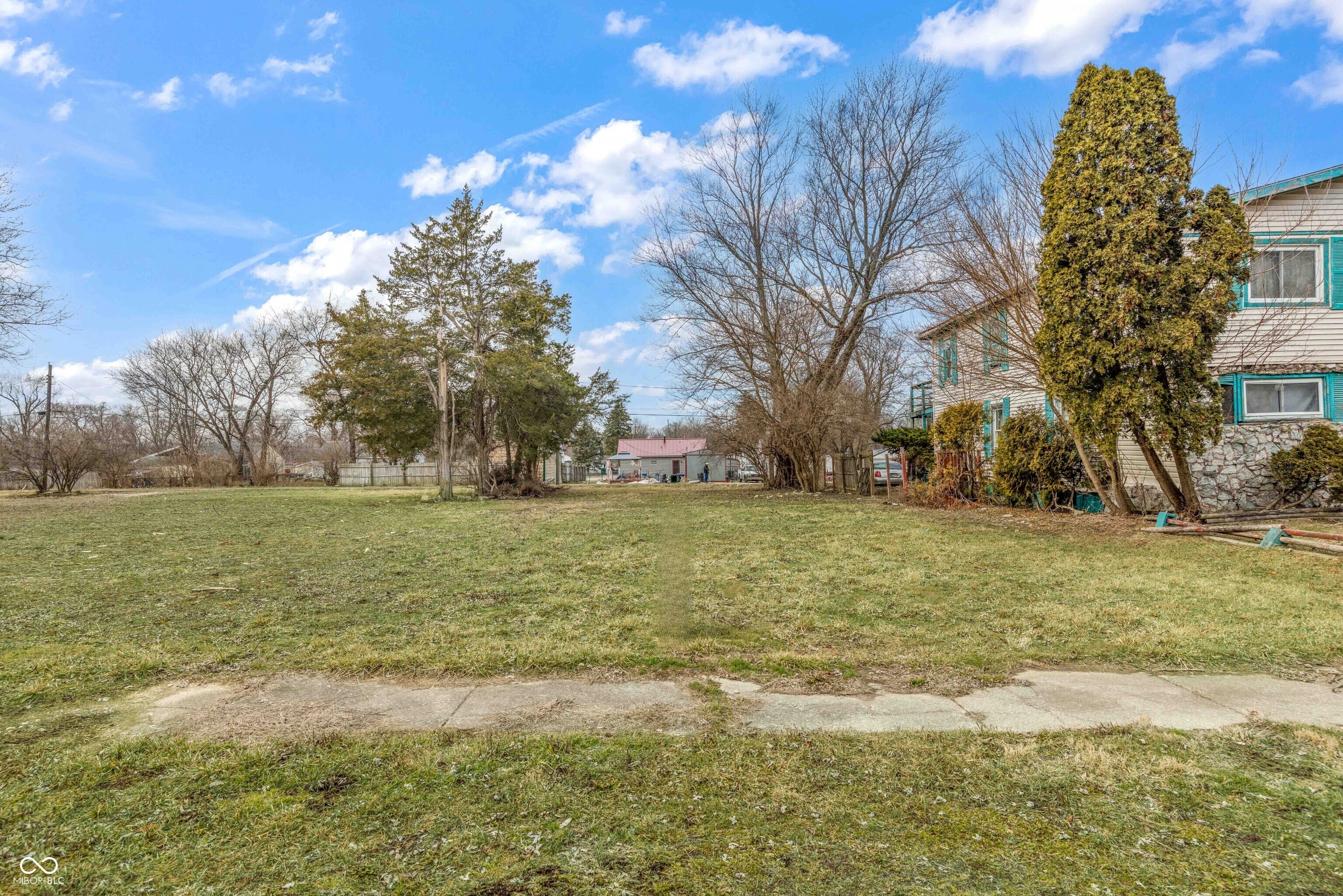 1007 N Central Avenue Property Photo 1