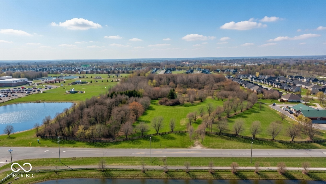 15055 N Gray Road Property Photo 1
