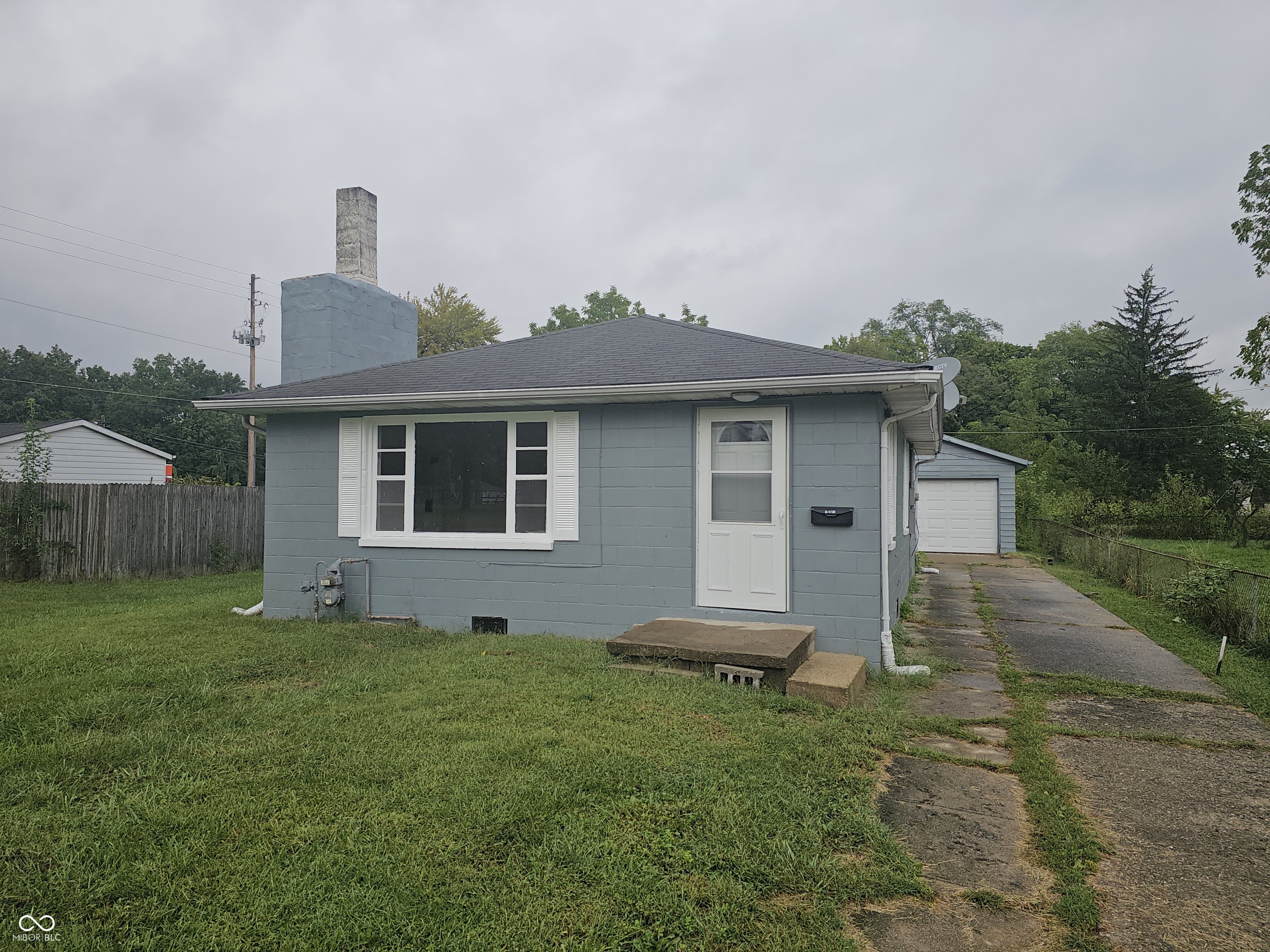 2418 W 18th Street