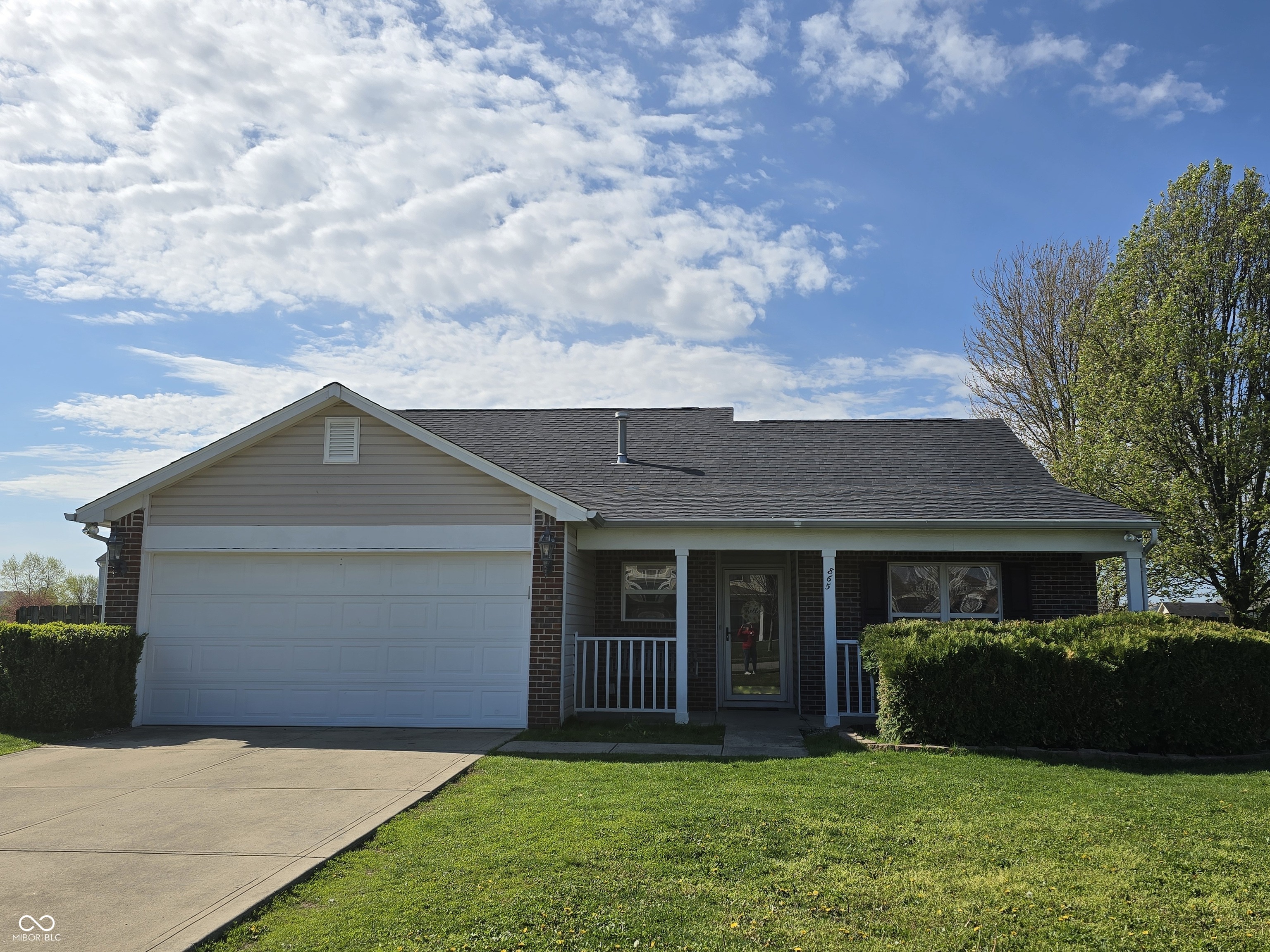 865 W Palomino Place Property Photo 1