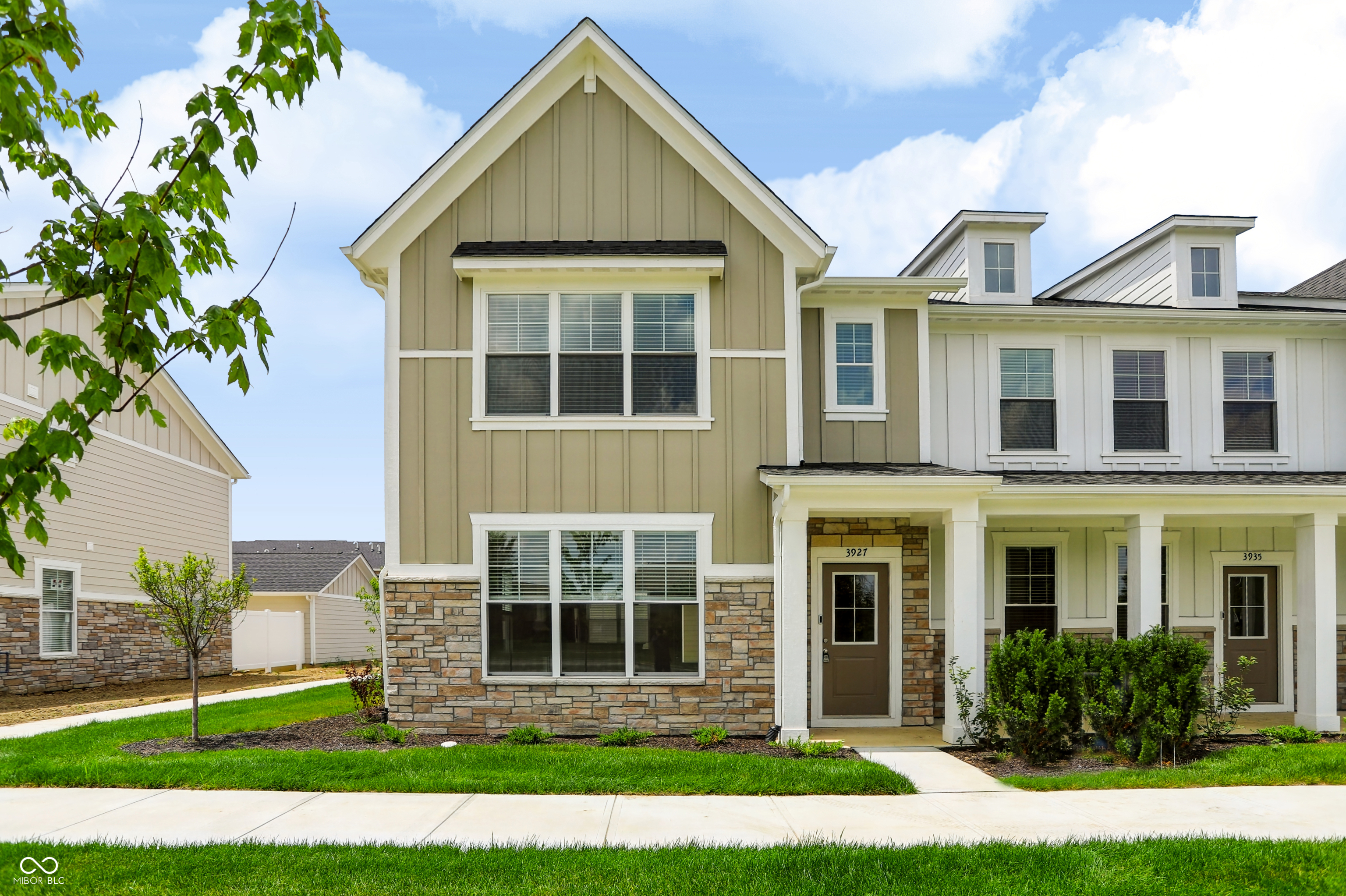 3927 Sandpiper Way Property Photo 1