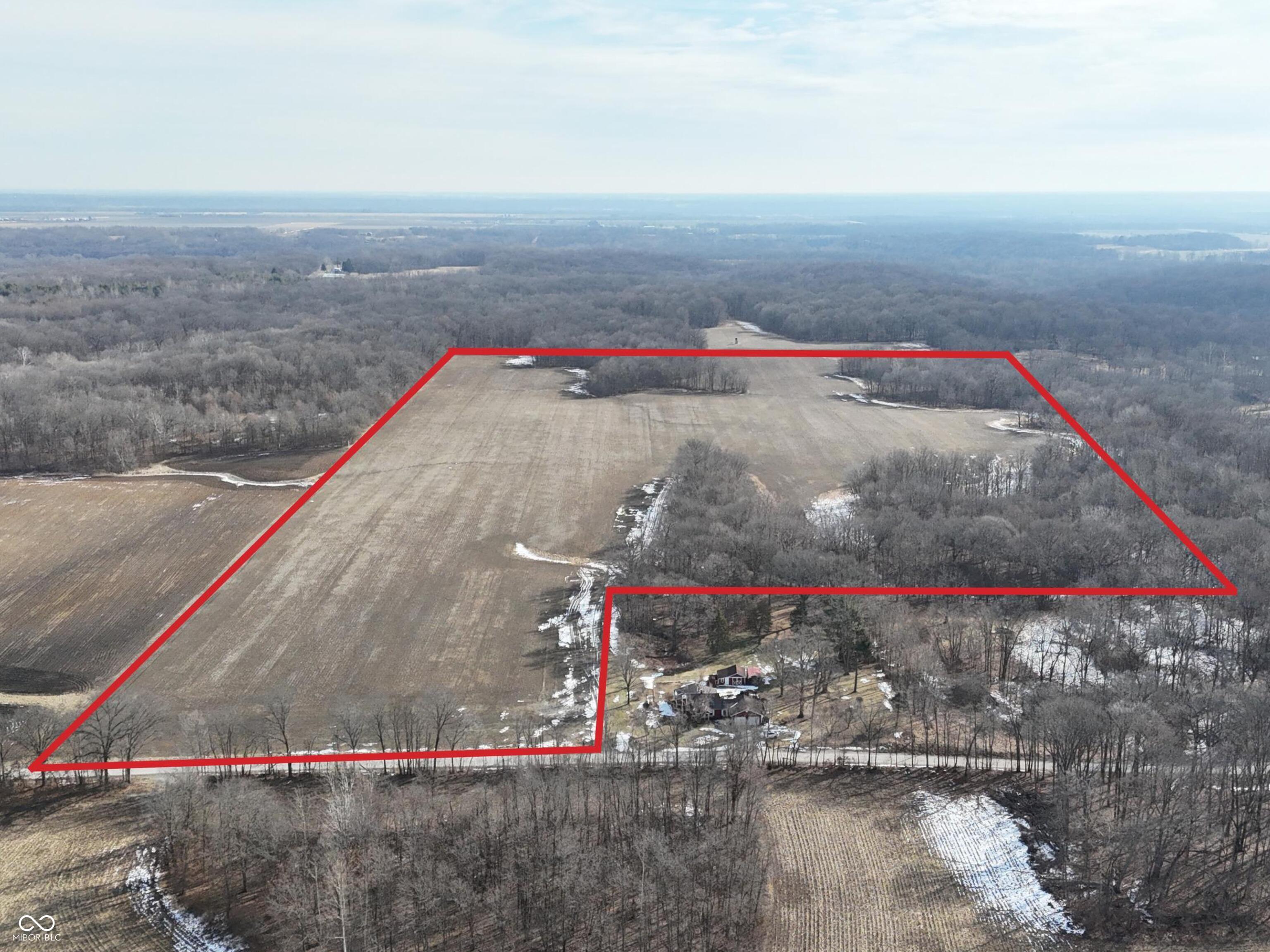 7138 N State Line Road Property Photo 1