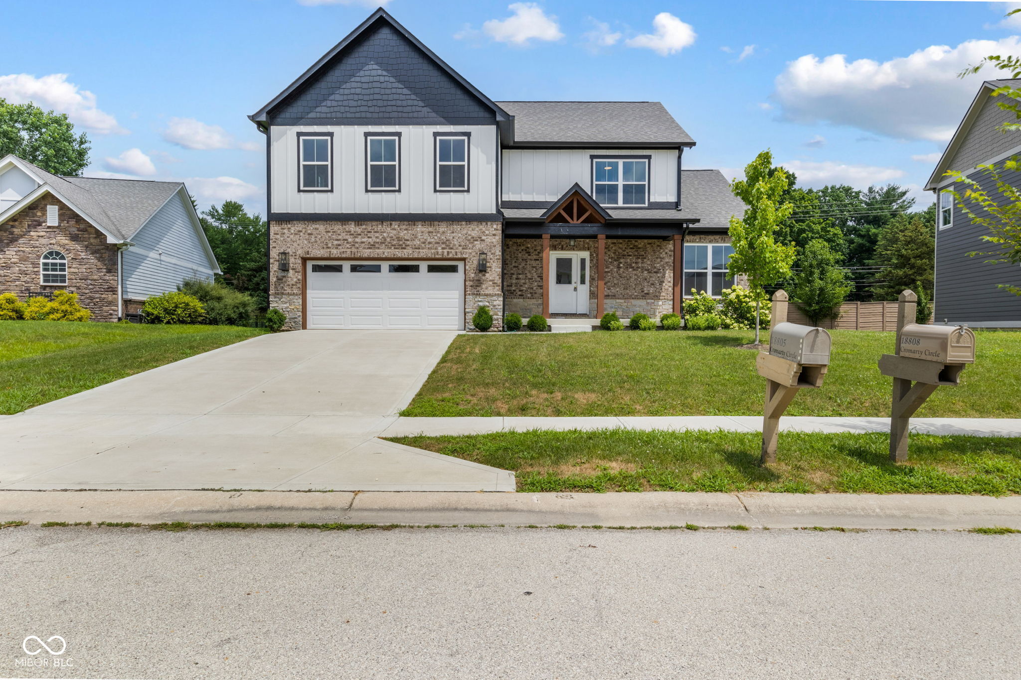 18808 Cromarty Circle Property Photo 1