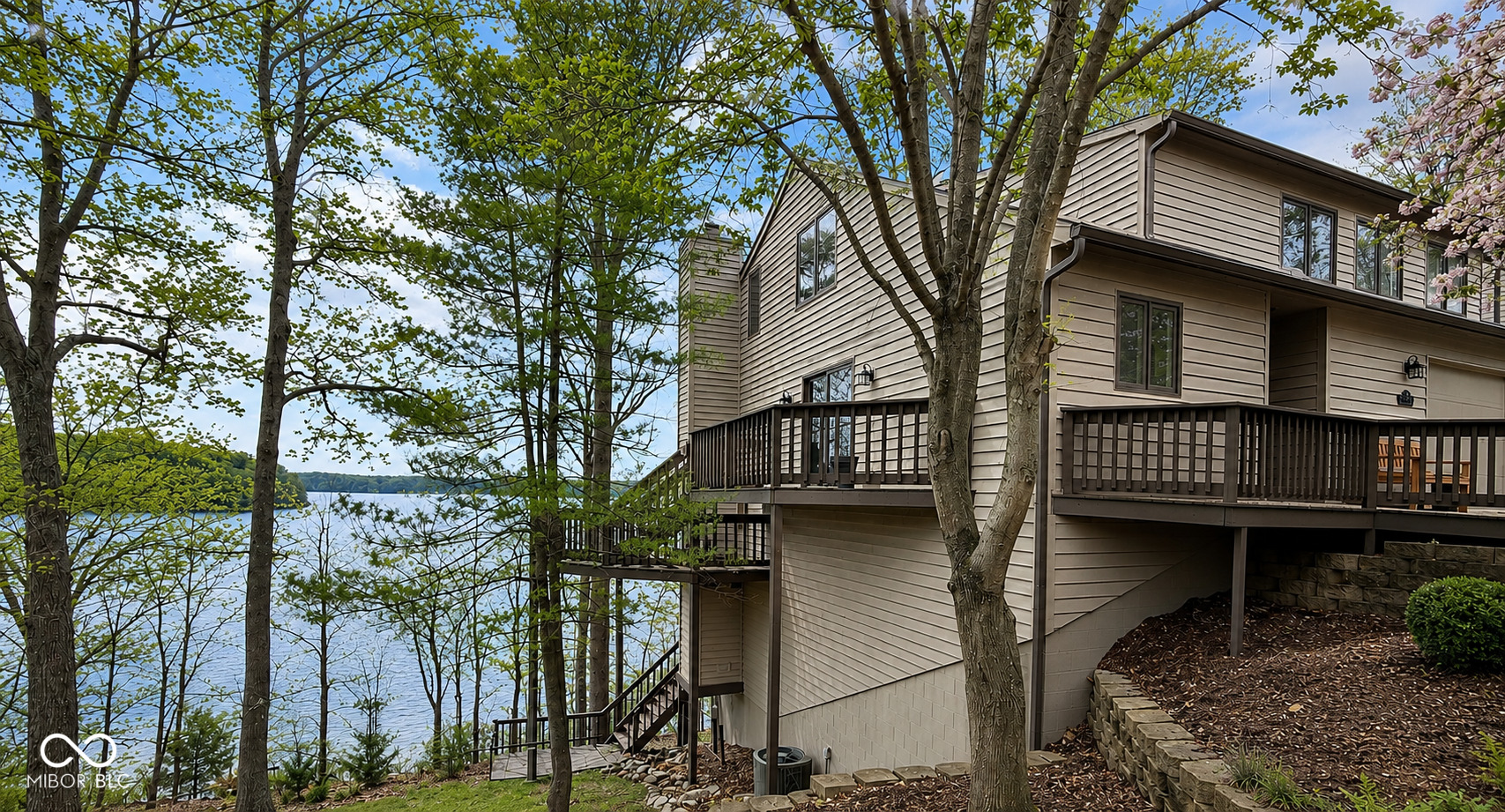 2072 E Waters Edge Drive 15 Property Photo 1