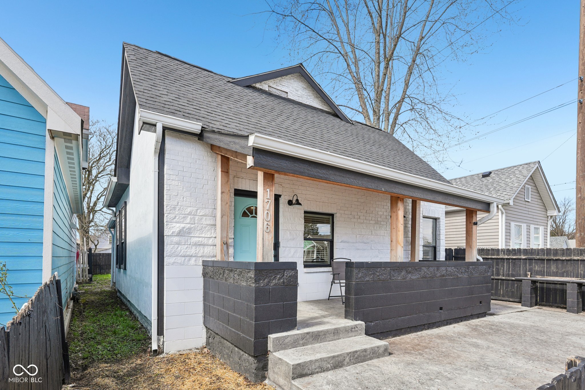 1706 Draper Street Property Photo 1