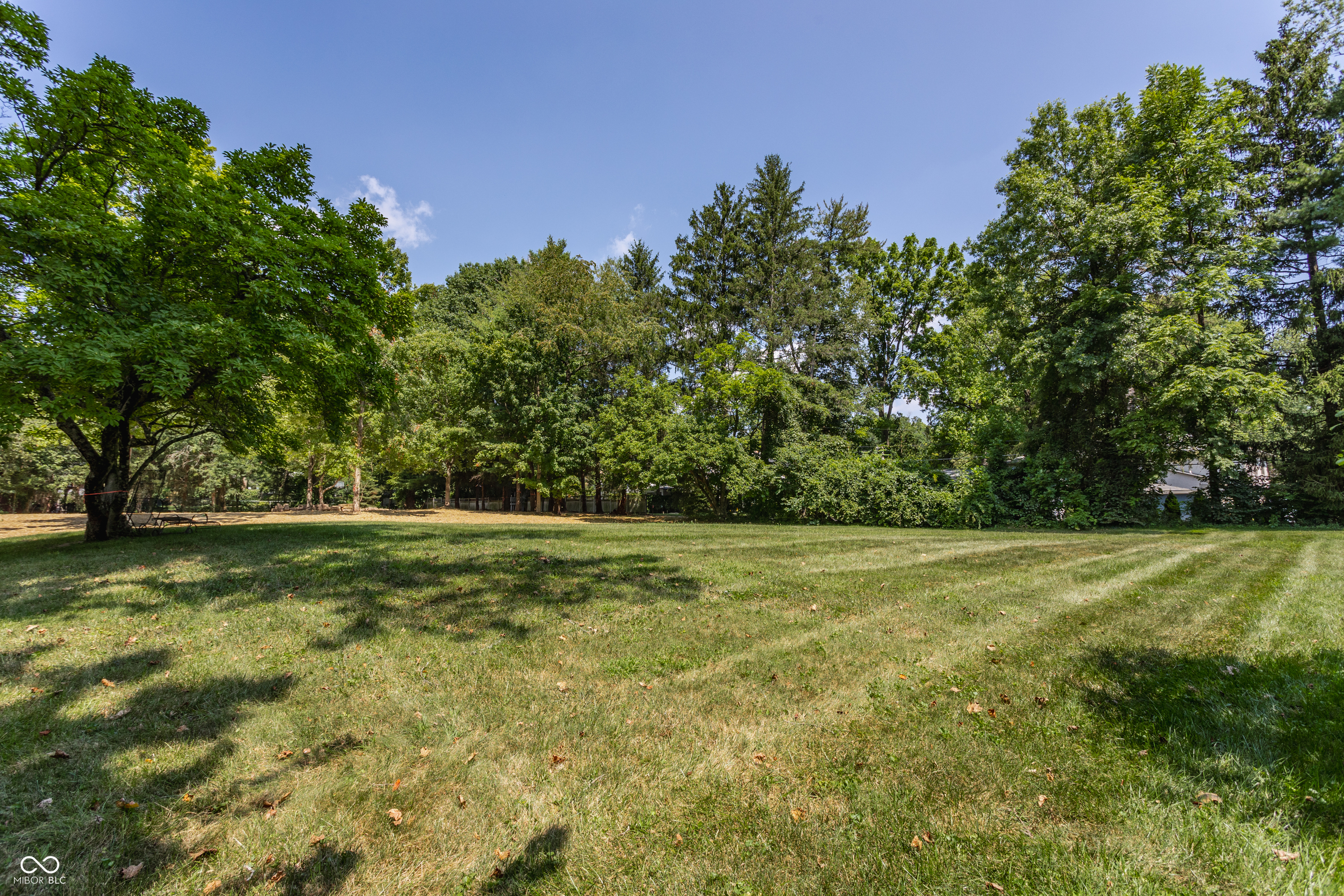 540 & 550 Forest Boulevard Property Photo 1