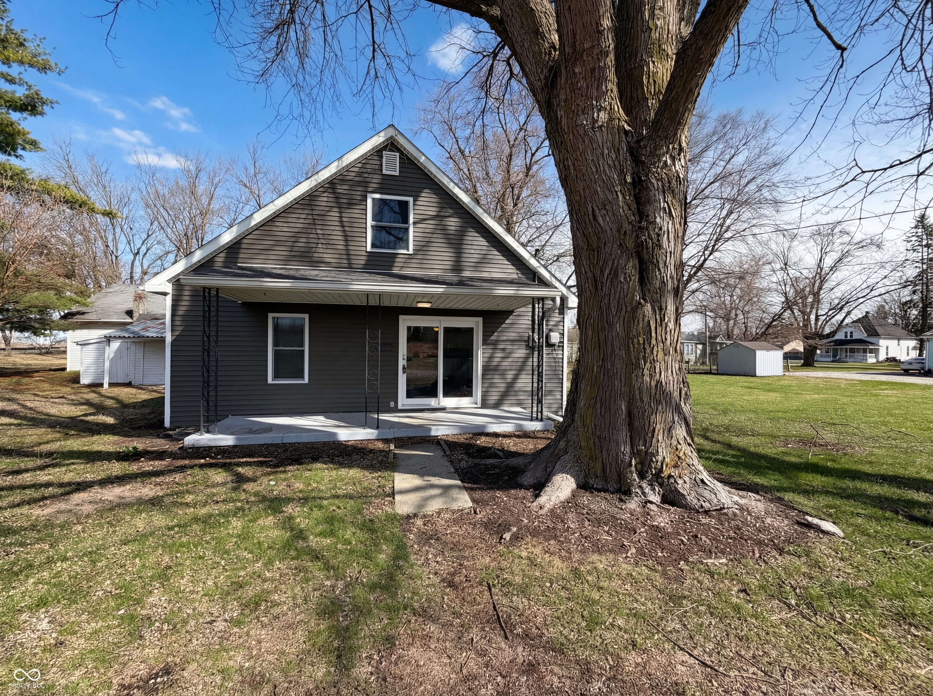 740 1/2 N Main Street Property Photo 1