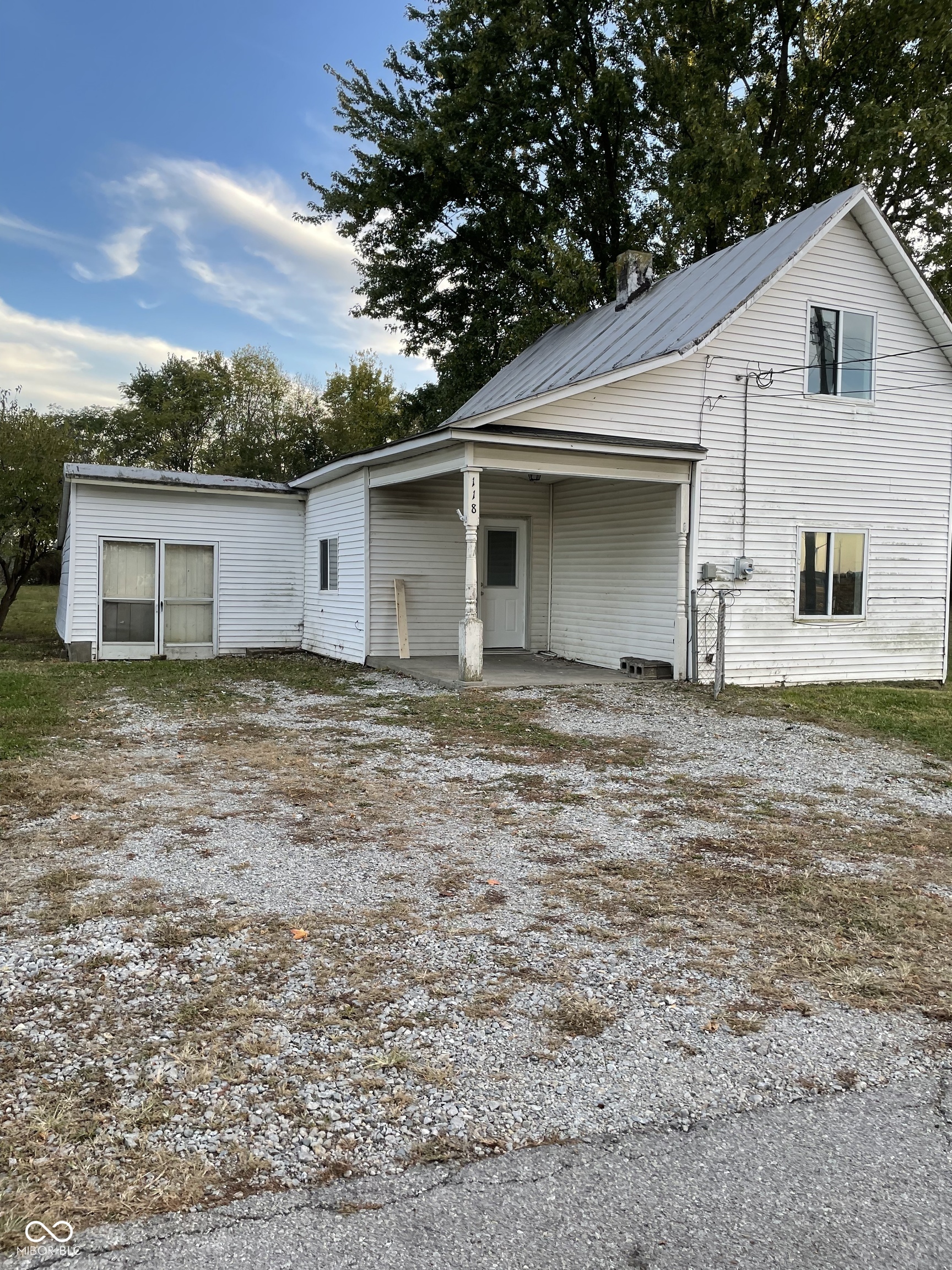 118 W Wine Street Property Photo 1