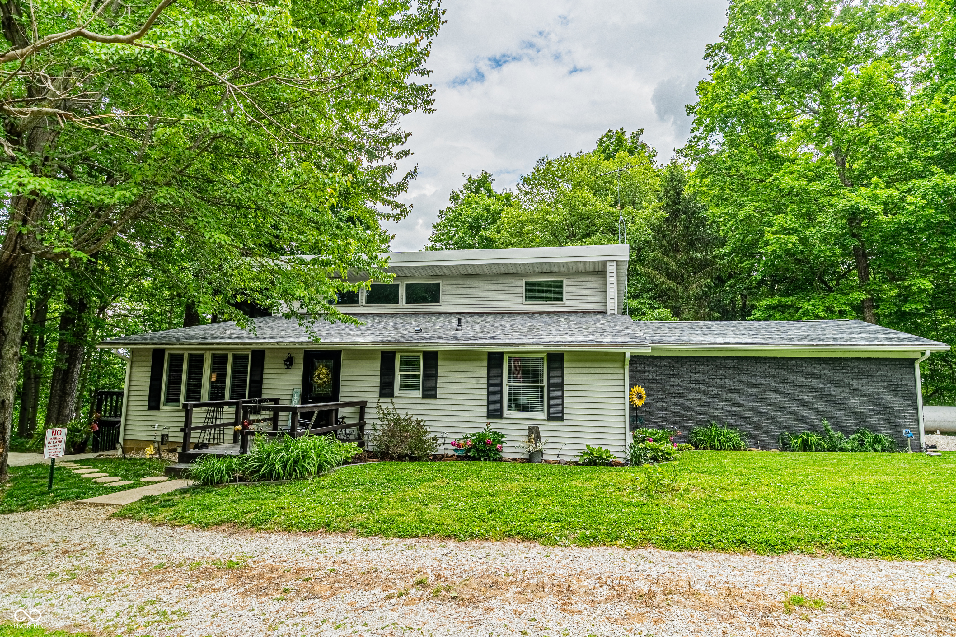 2255 S Tinkers Trail Property Photo 1