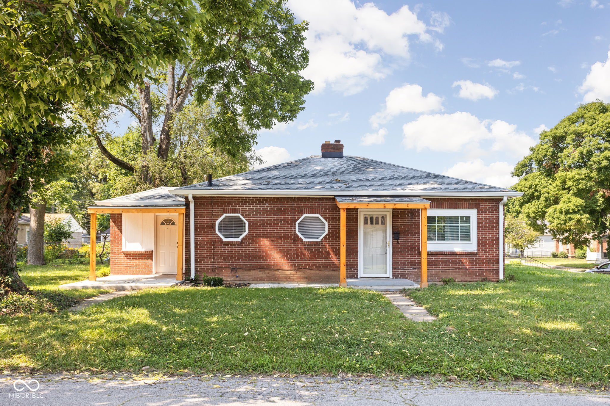 4502 Evanston Avenue Property Photo 1