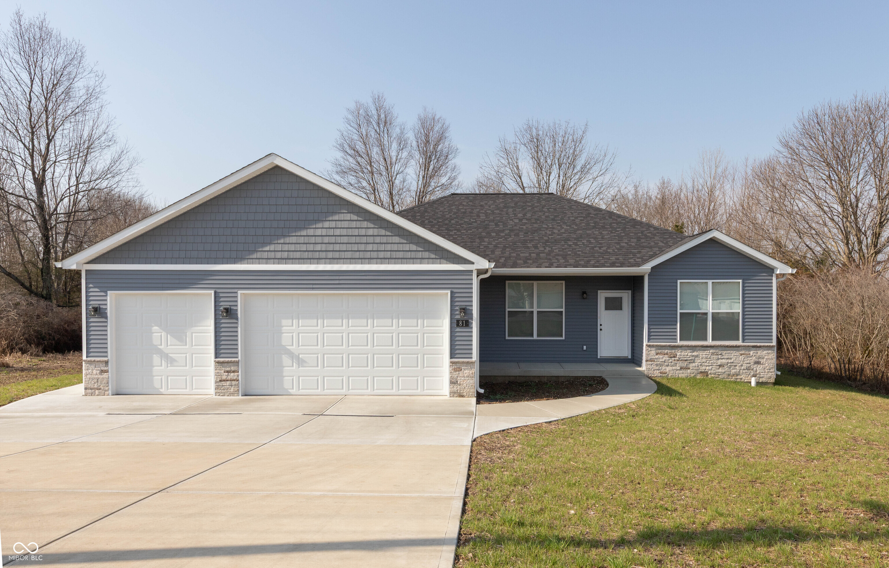 81 Patriots Landing Property Photo 1