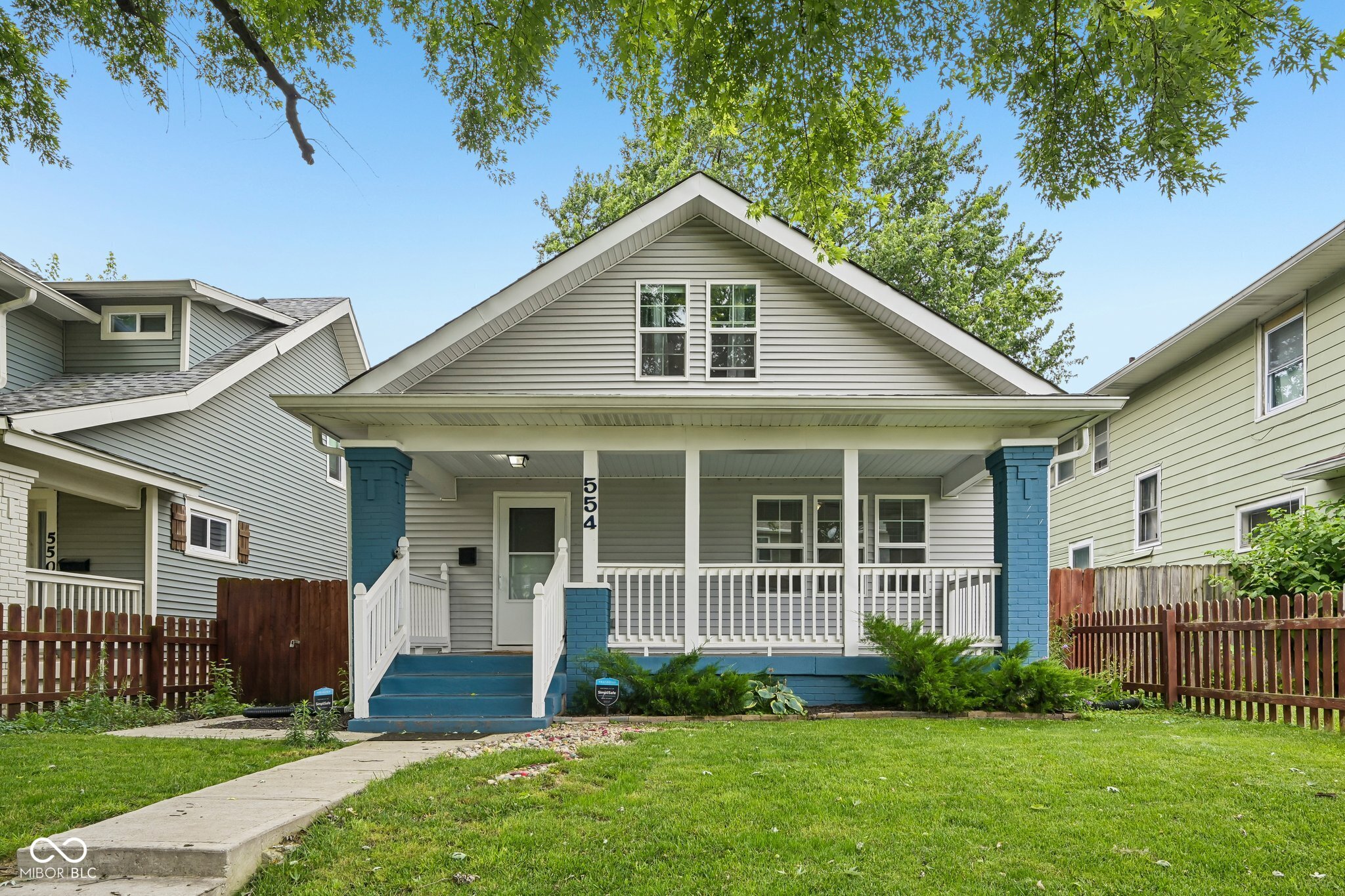 554 N Oakland Avenue