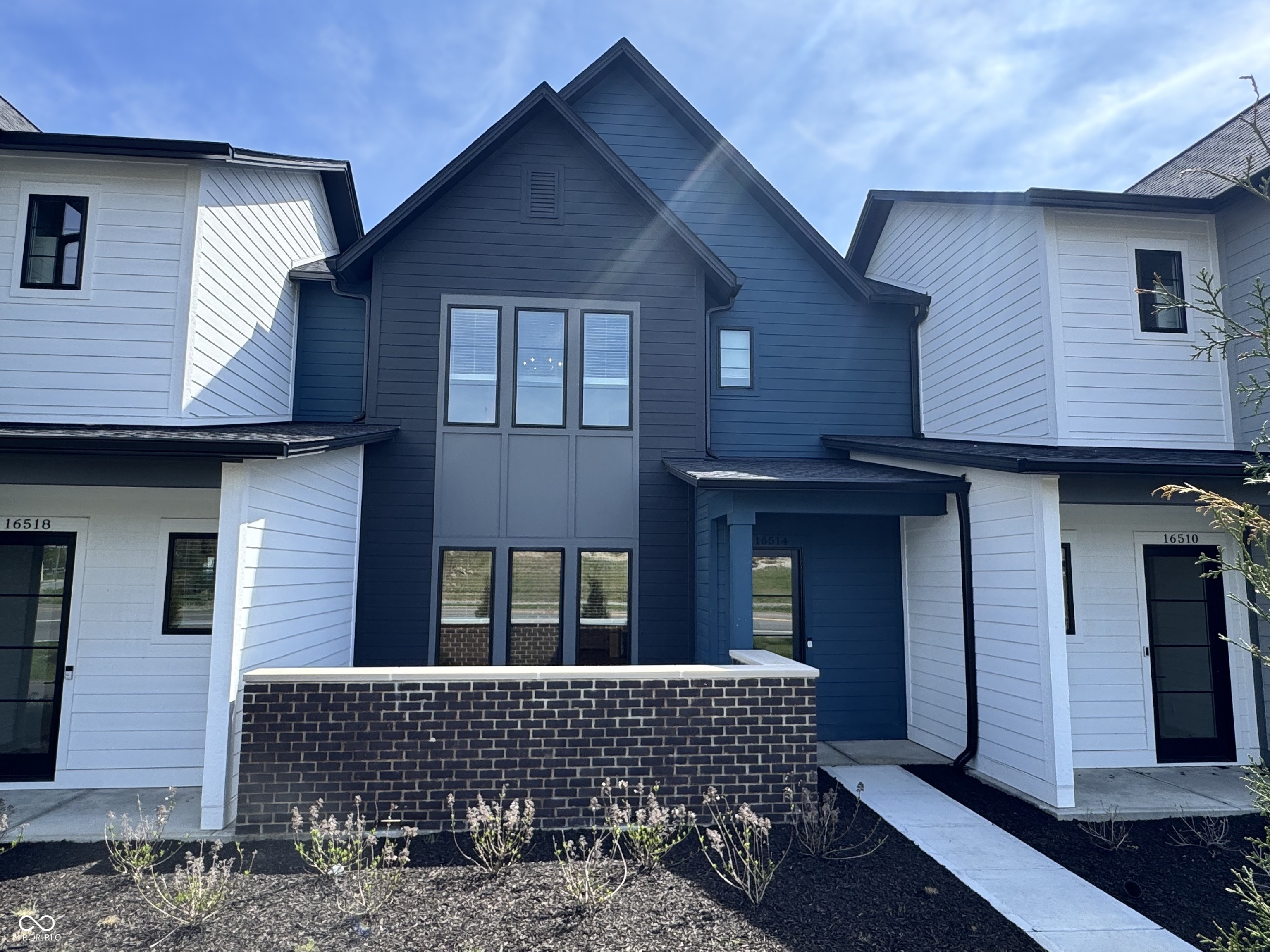 16514 Deerpath Way Property Photo 1