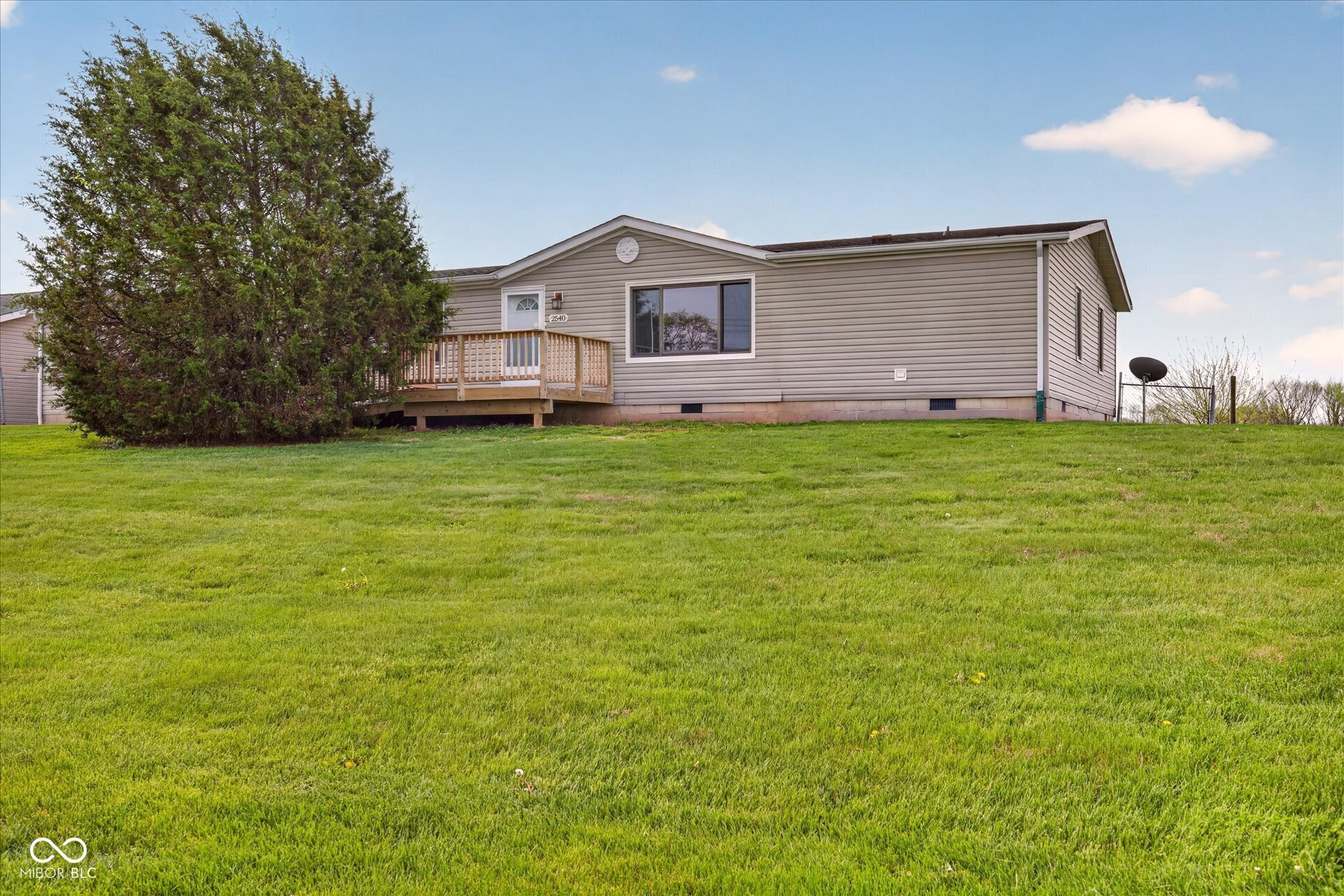2540 S Meridian Road Property Photo 1