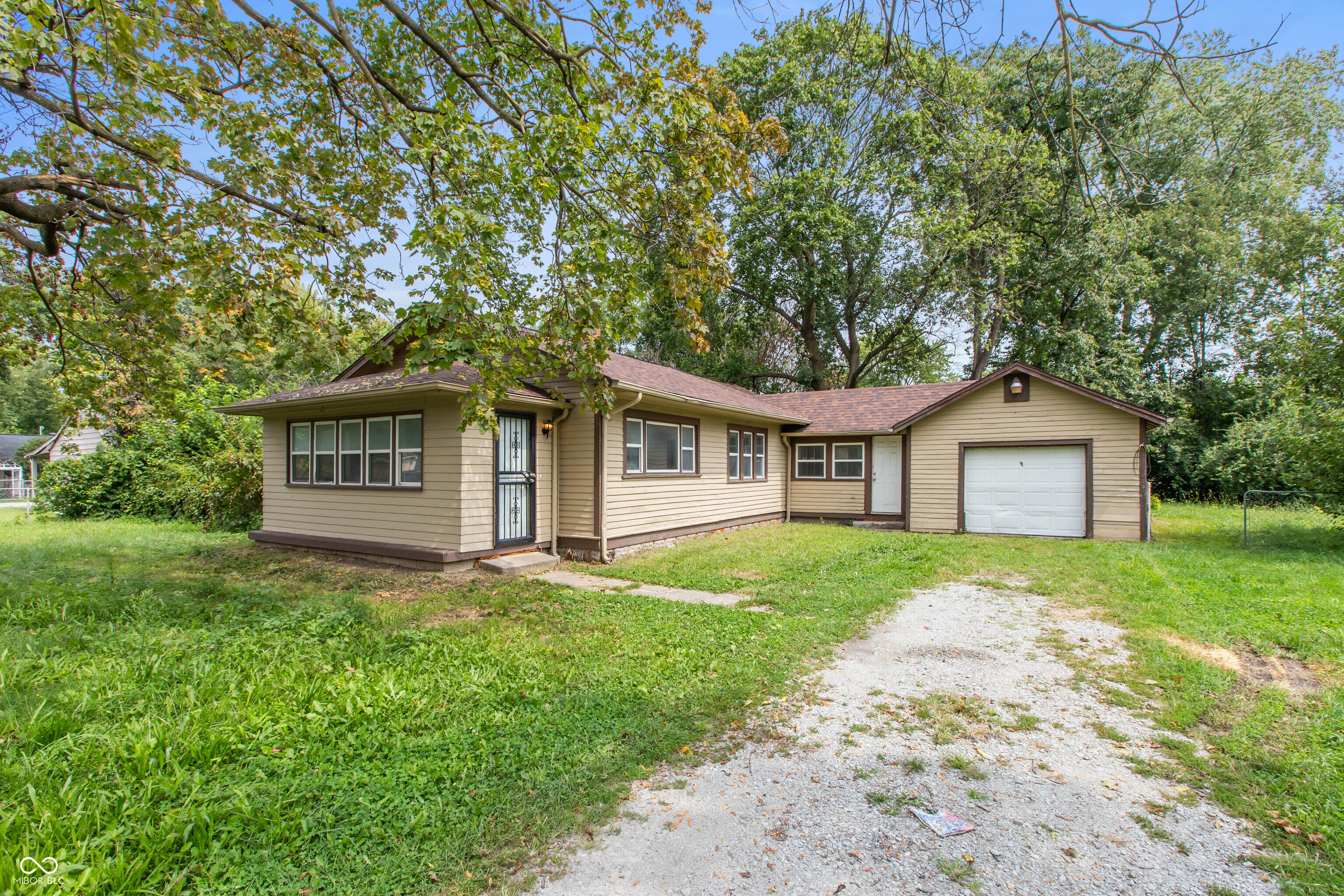 2145 N Leland Avenue Property Photo 1