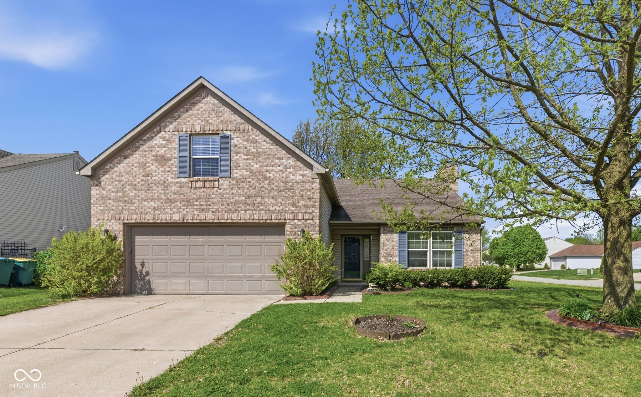 2074 Alysheba Drive Property Photo 1