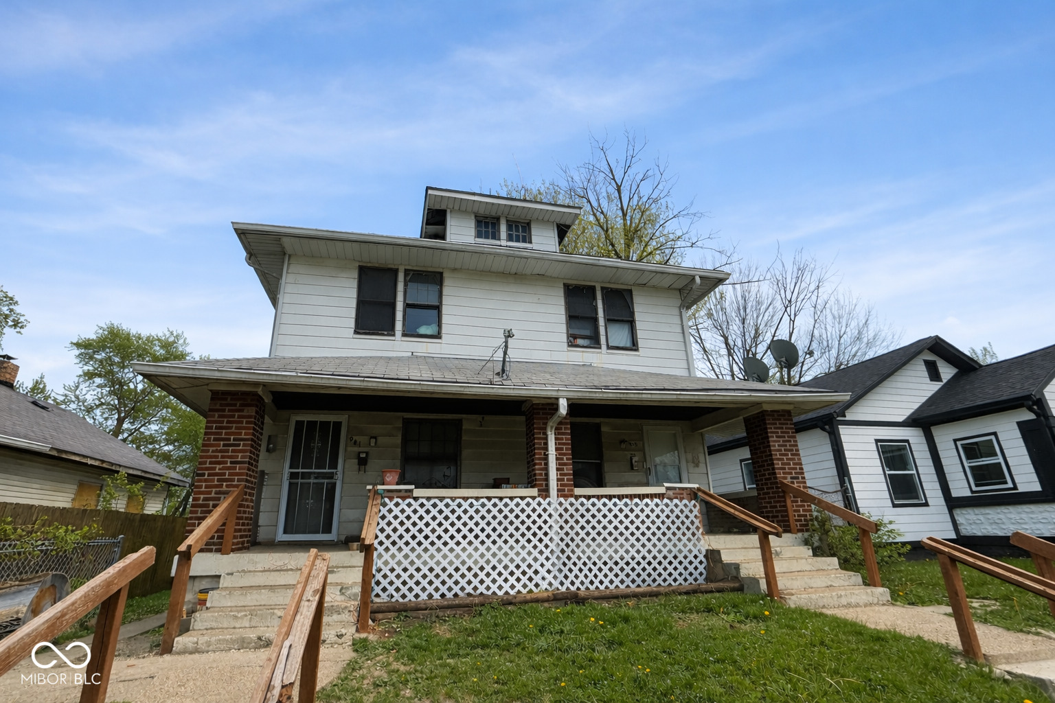 939 N Sherman Drive