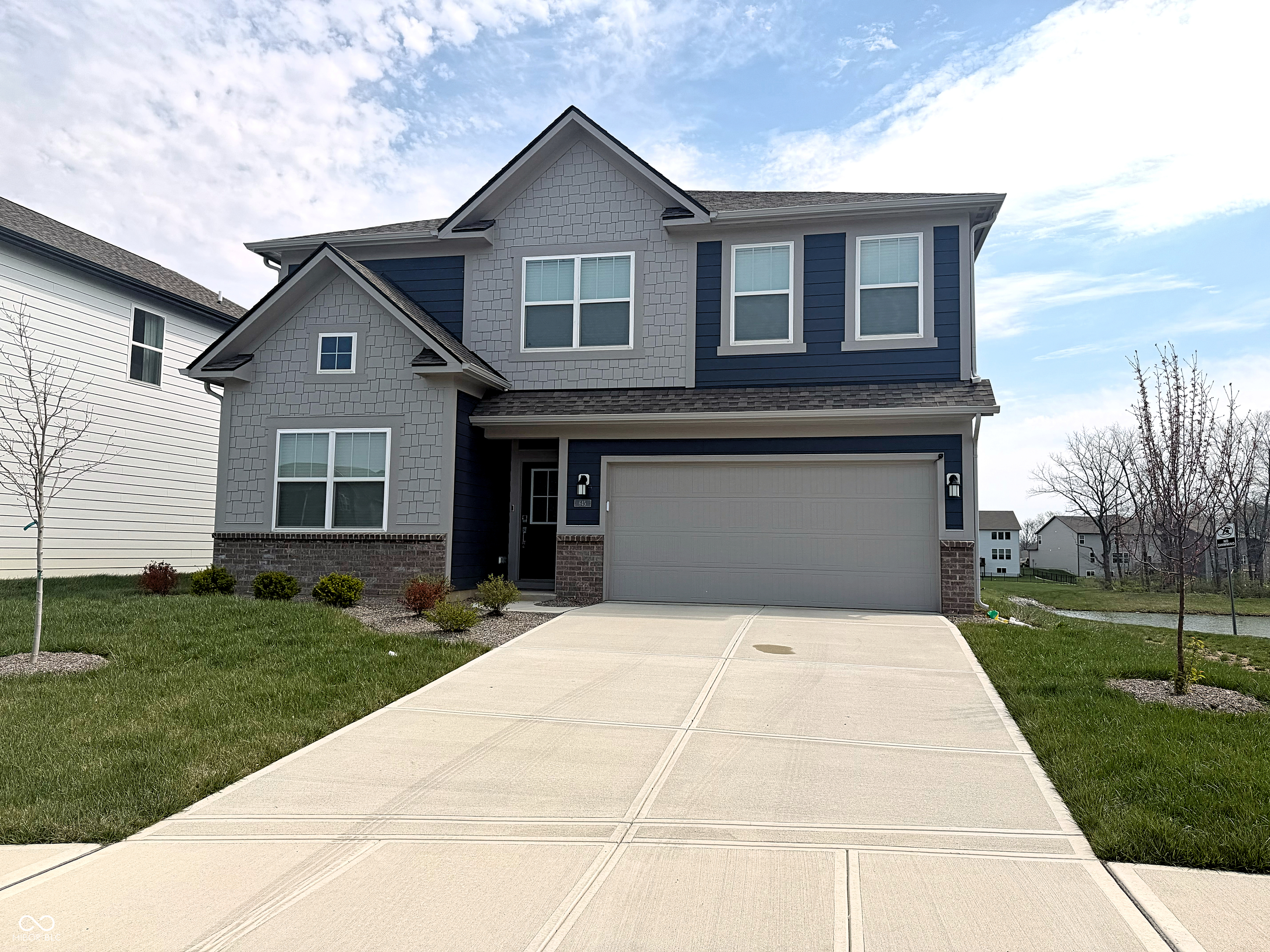 645 Newton Drive Property Photo 1