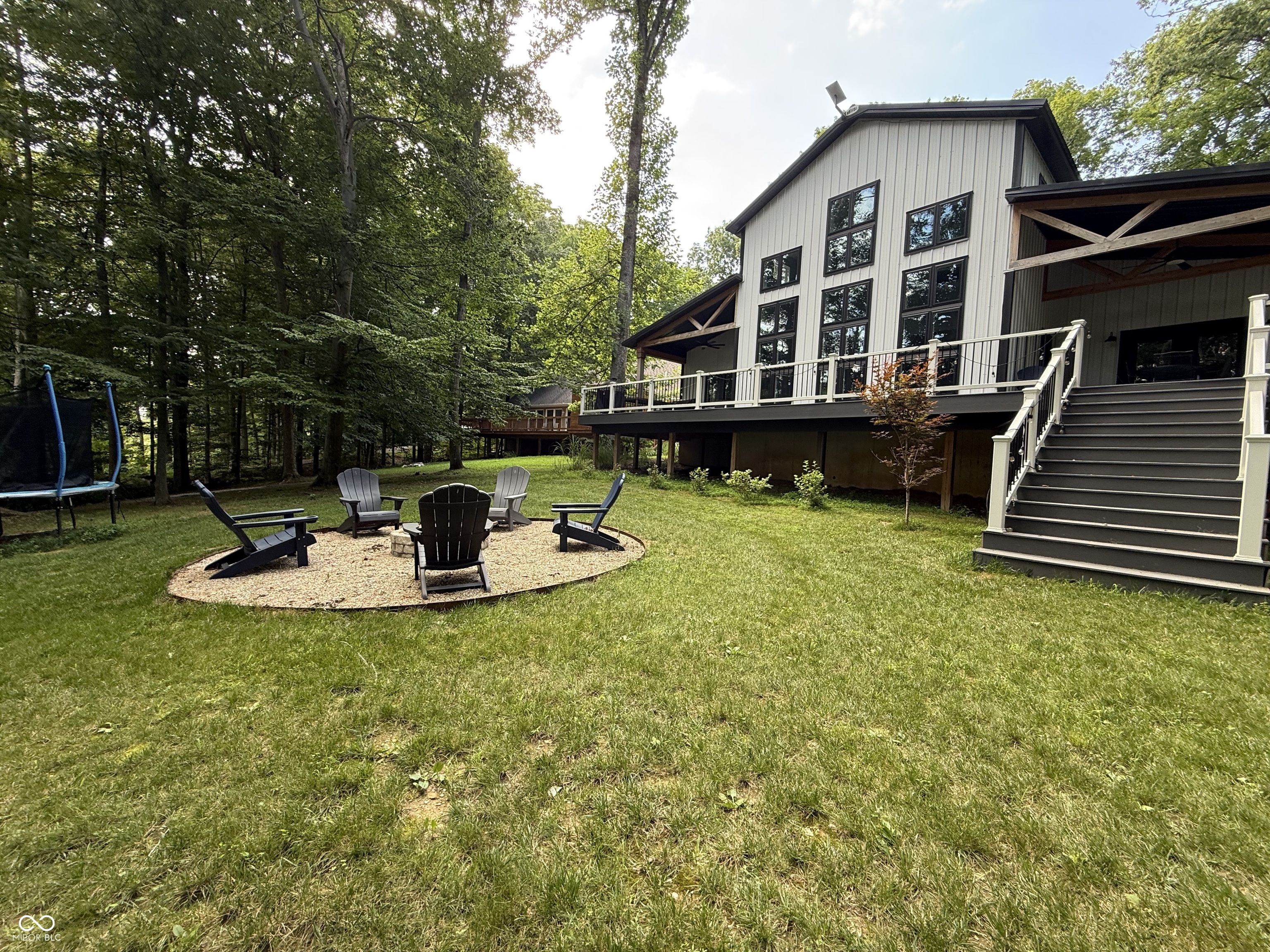 8446 E Parkview Drive Property Photo 1