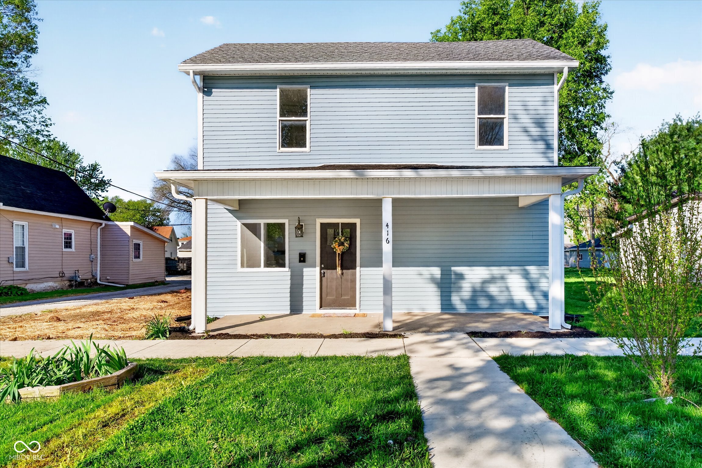 416 N Indiana Street Property Photo 1
