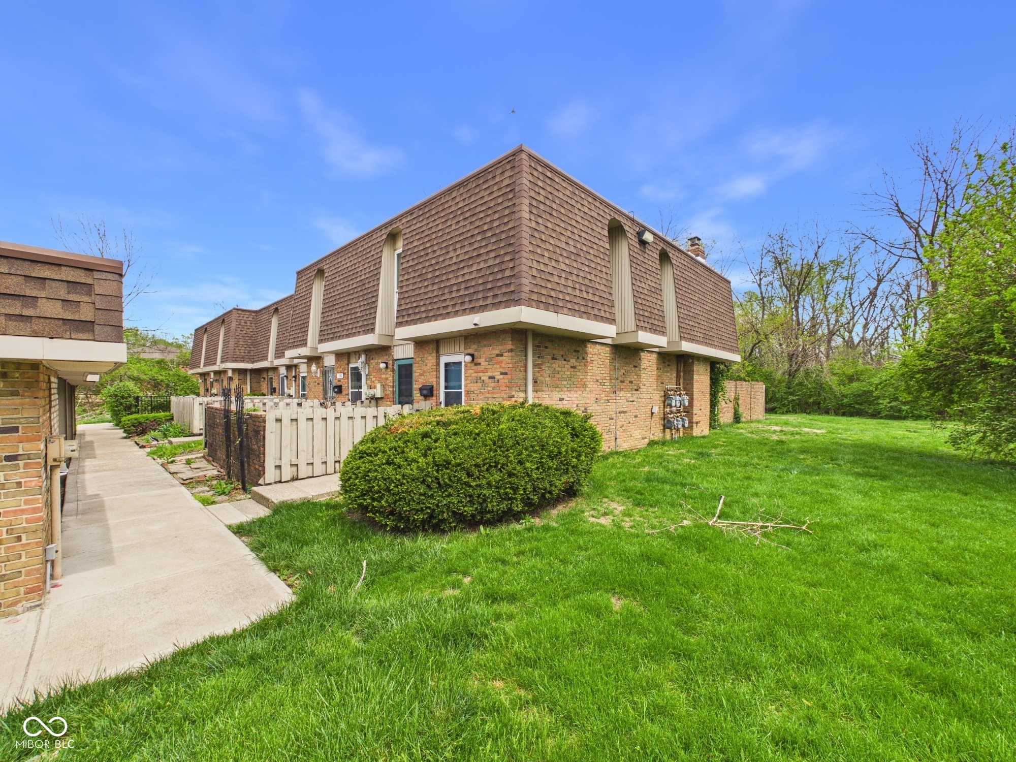 1306 Tishman Lane Property Photo 1