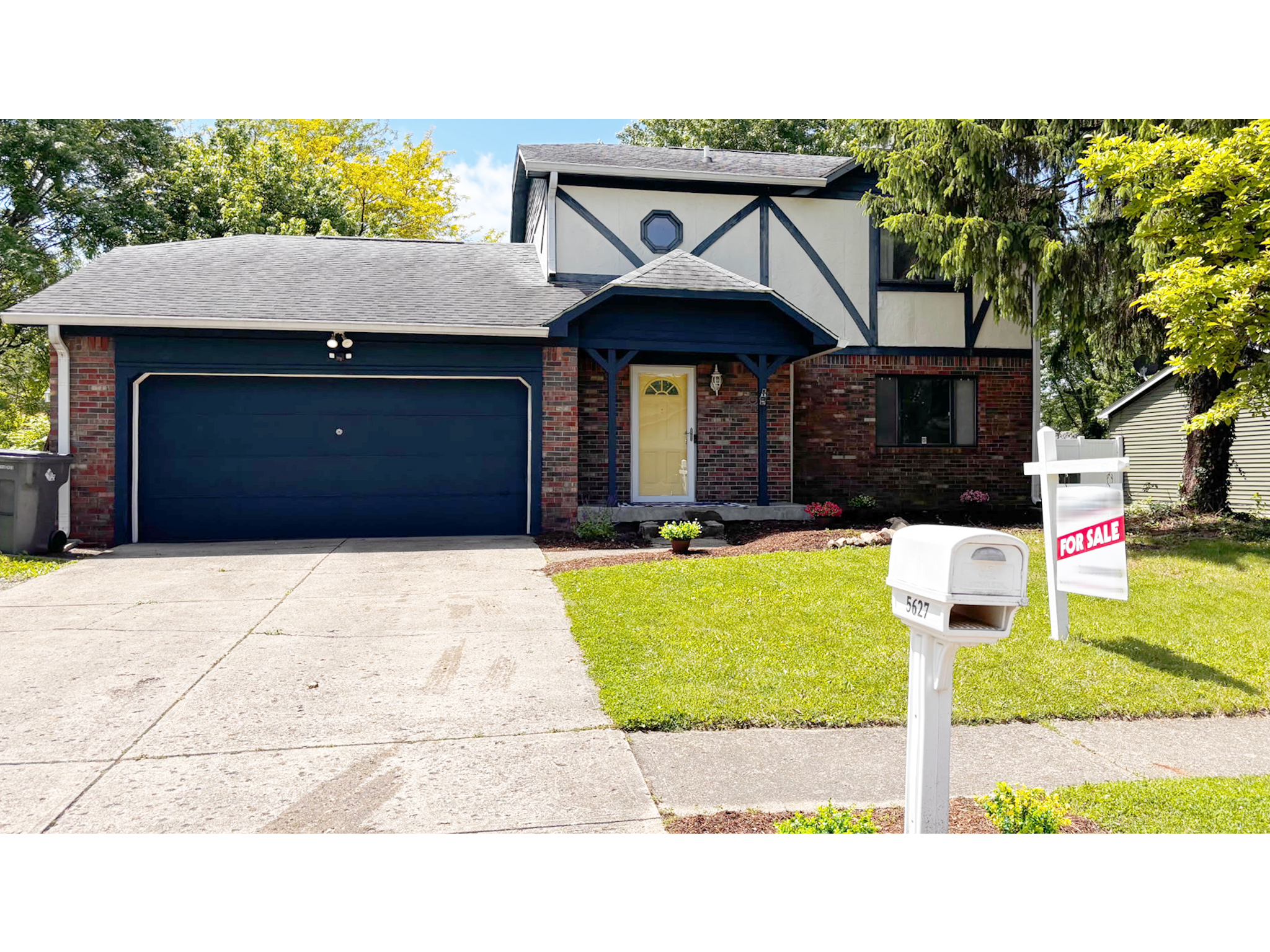 5627 Hill Rise Drive Property Photo 1