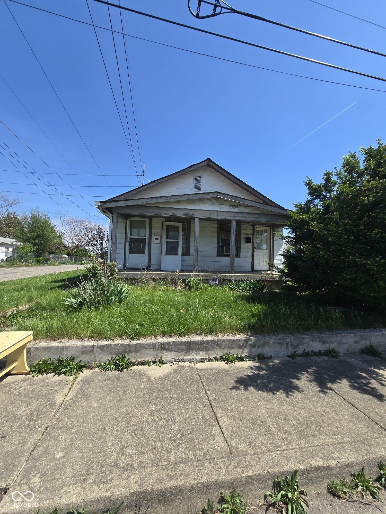 767 N Elder Avenue Property Photo 1