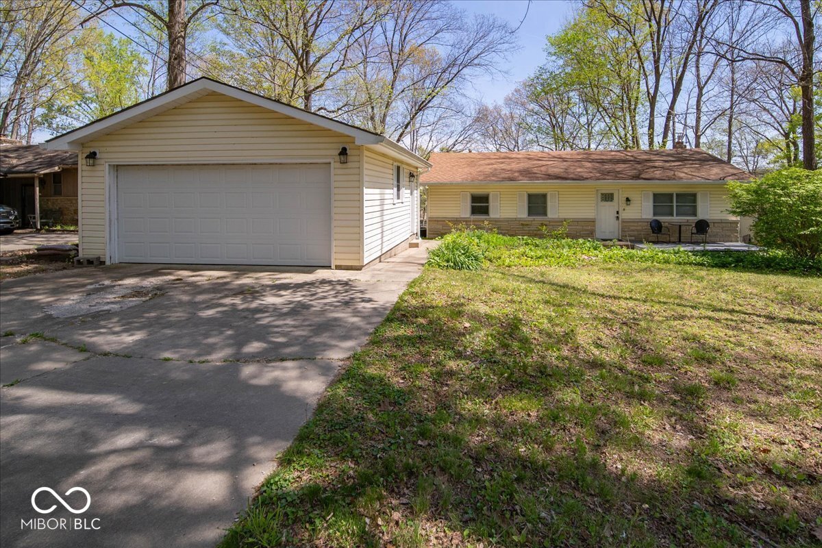 7897 N Lasalle Road Property Photo 1
