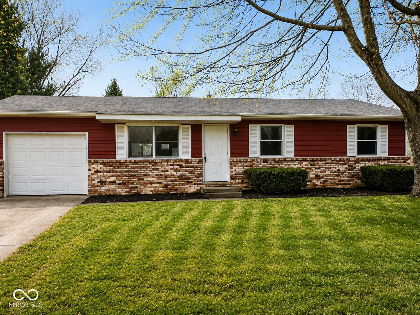 1345 Countryside Lane Property Photo 1