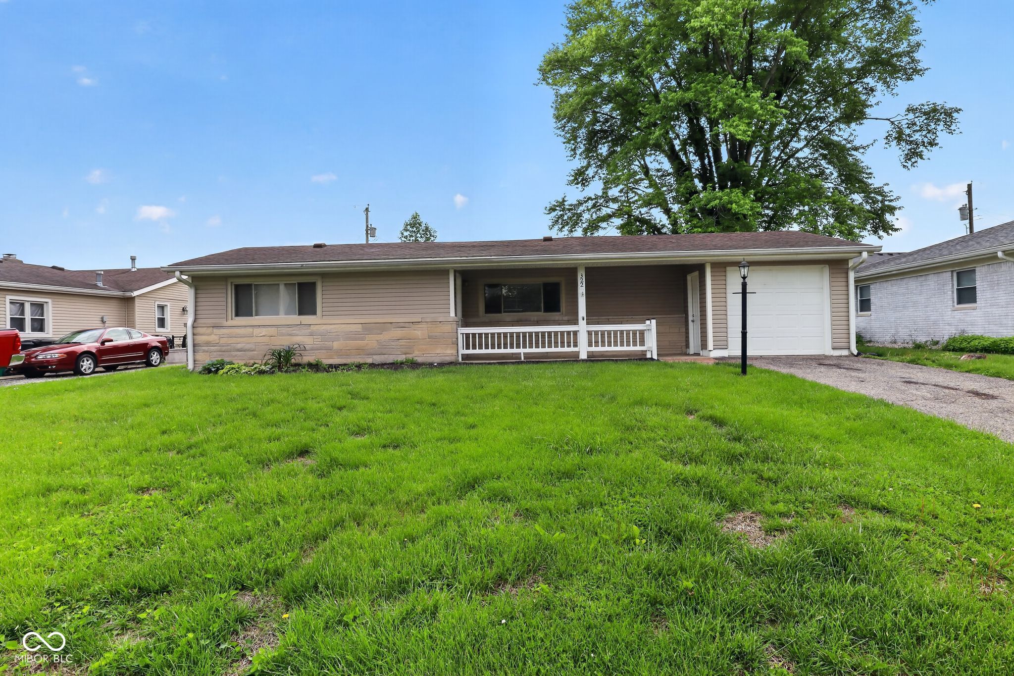 322 Meadow Lane Property Photo 1