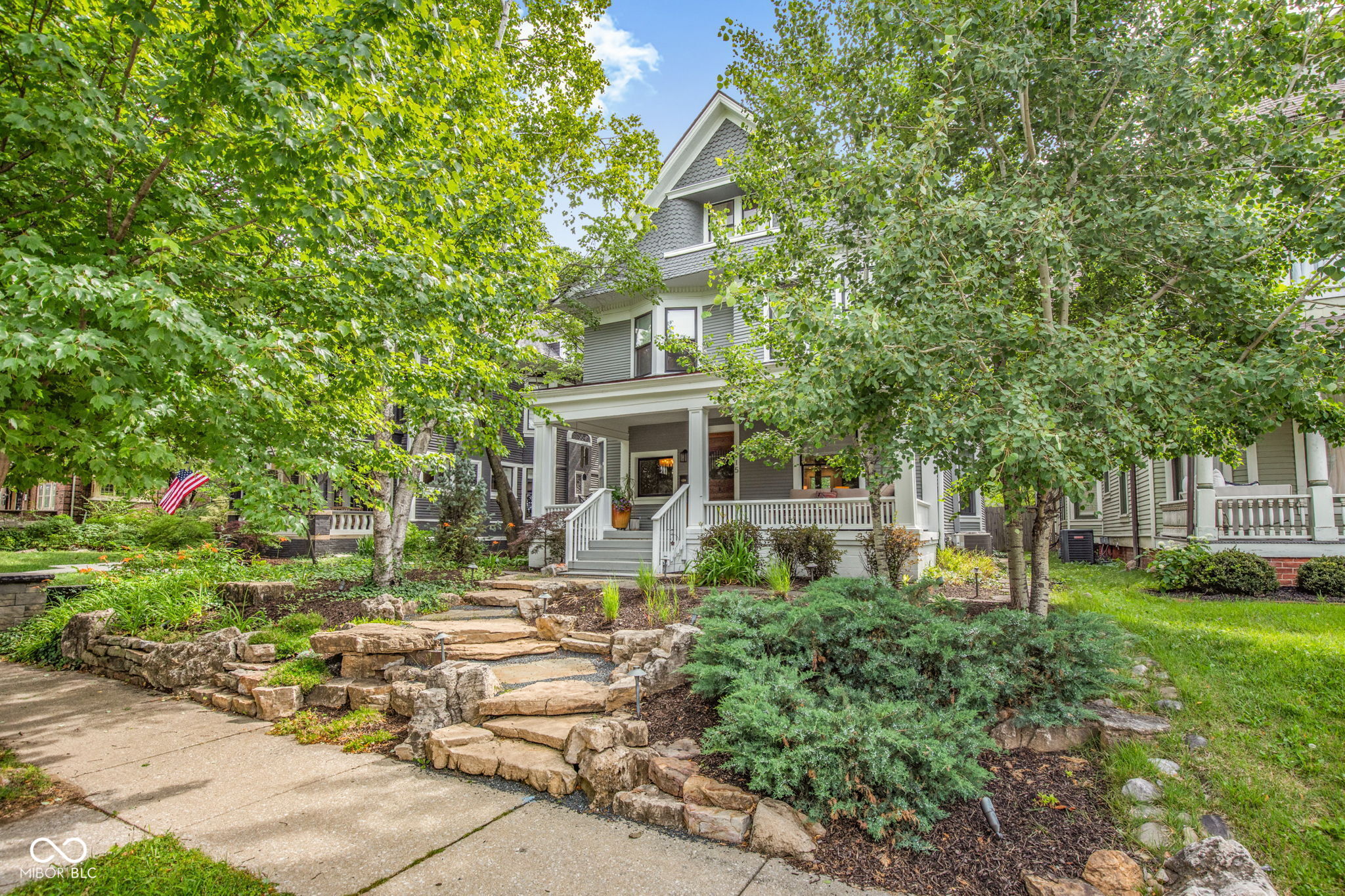 1915 N Delaware Street Property Photo 1