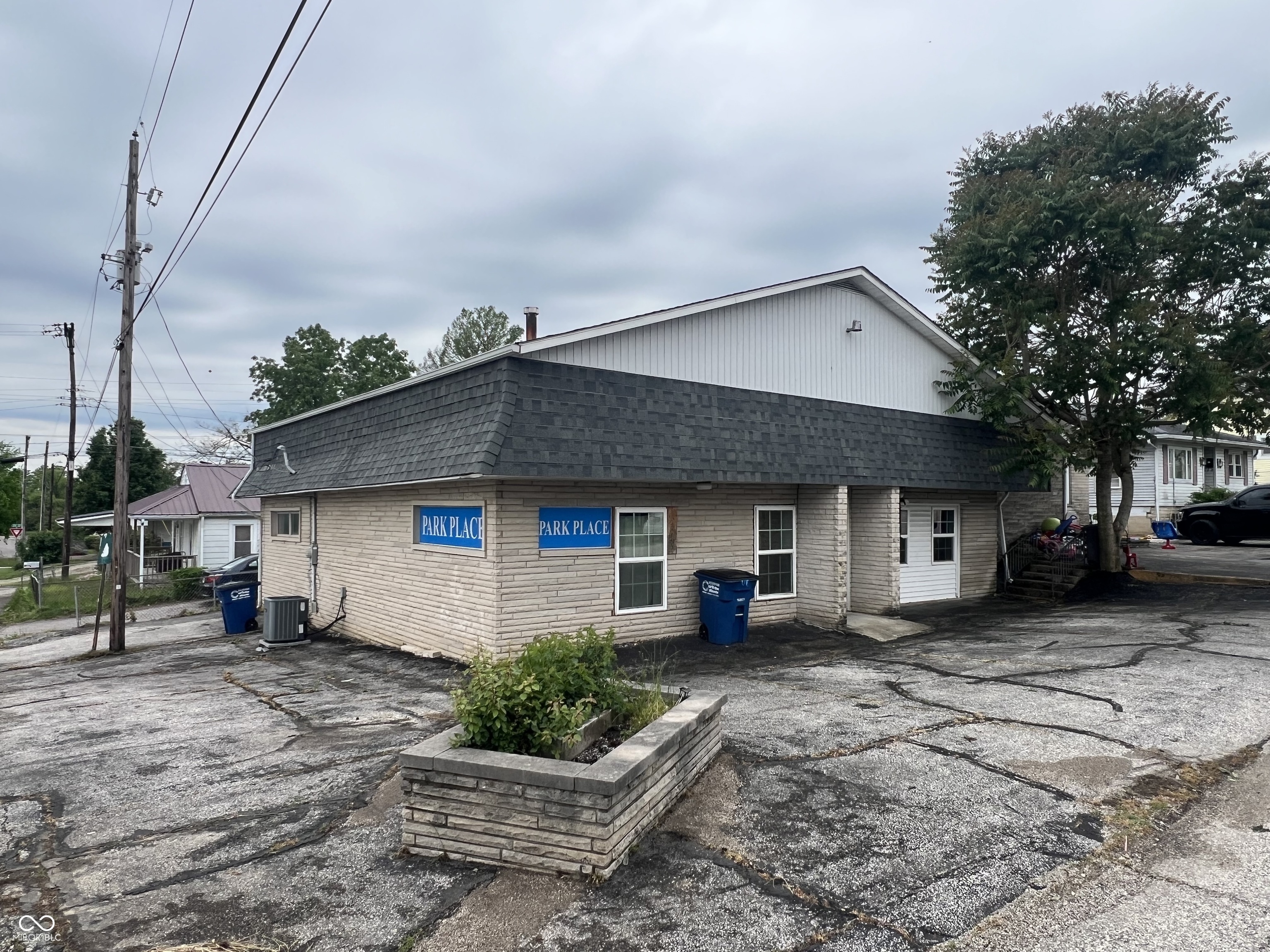 1702 1704 24th Street Property Photo 1