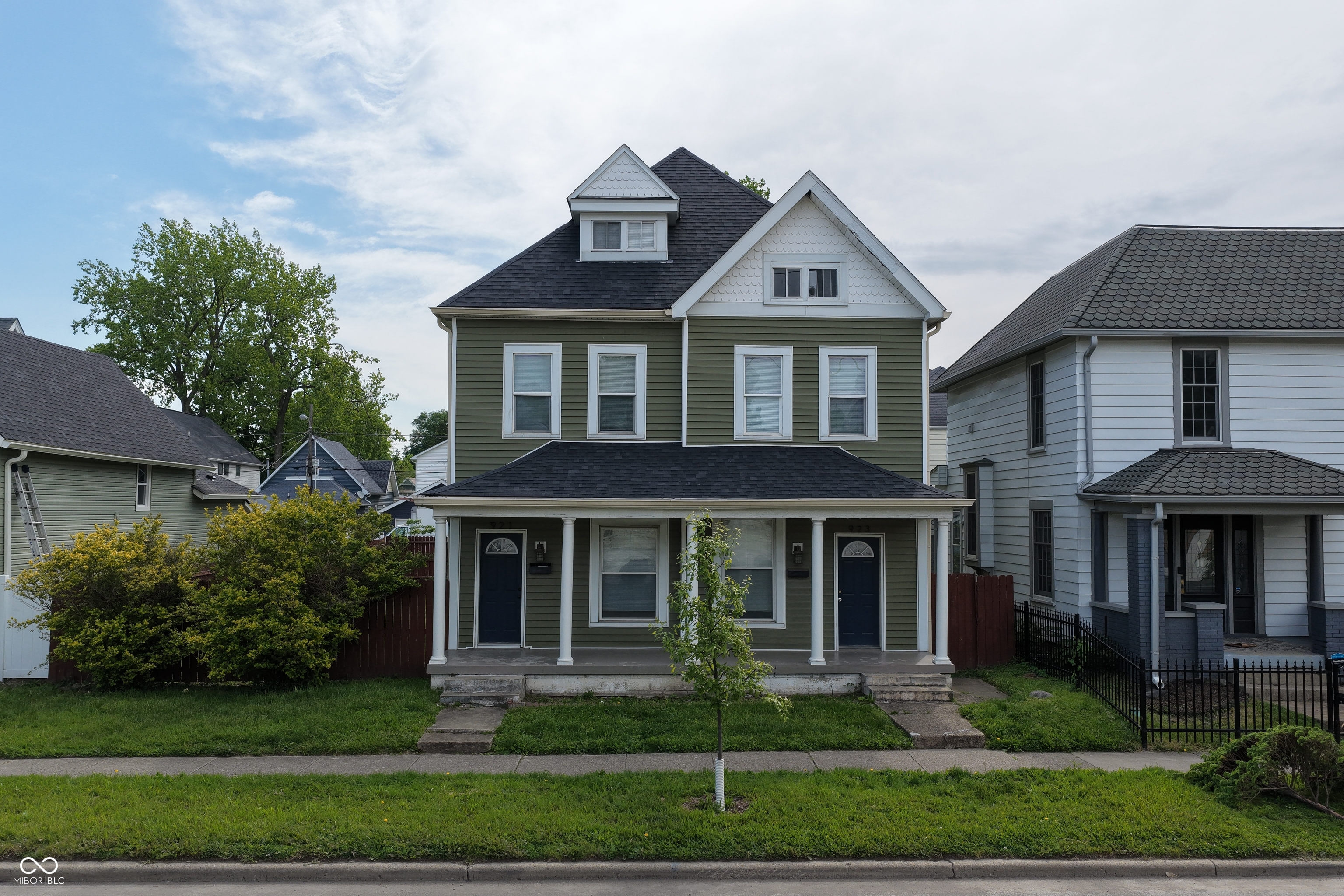 923 S State Avenue Property Photo 1