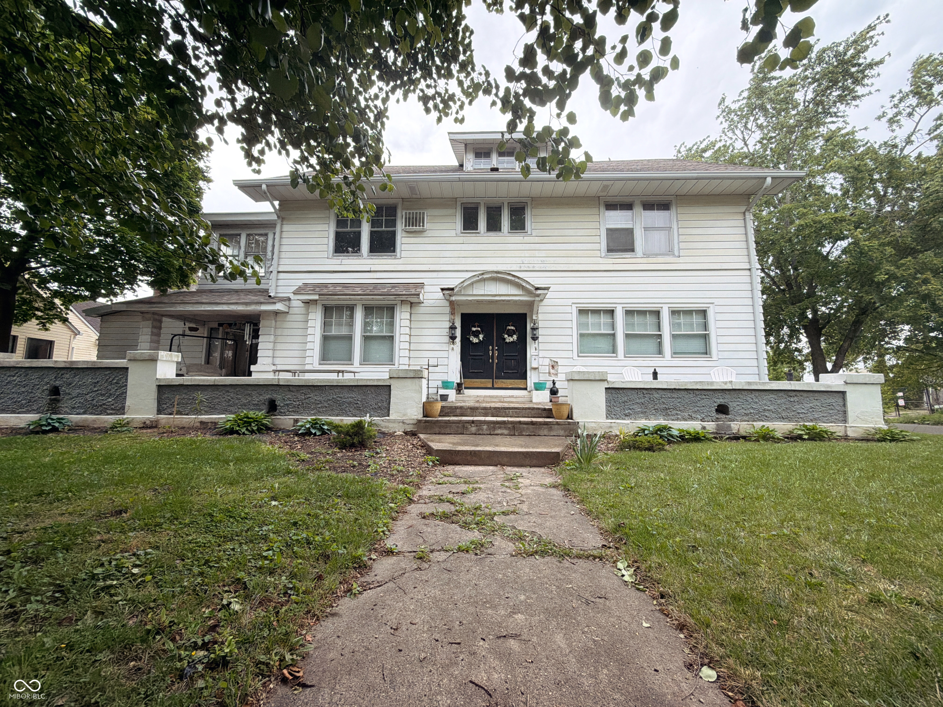 1533 Virginia Avenue Property Photo 1