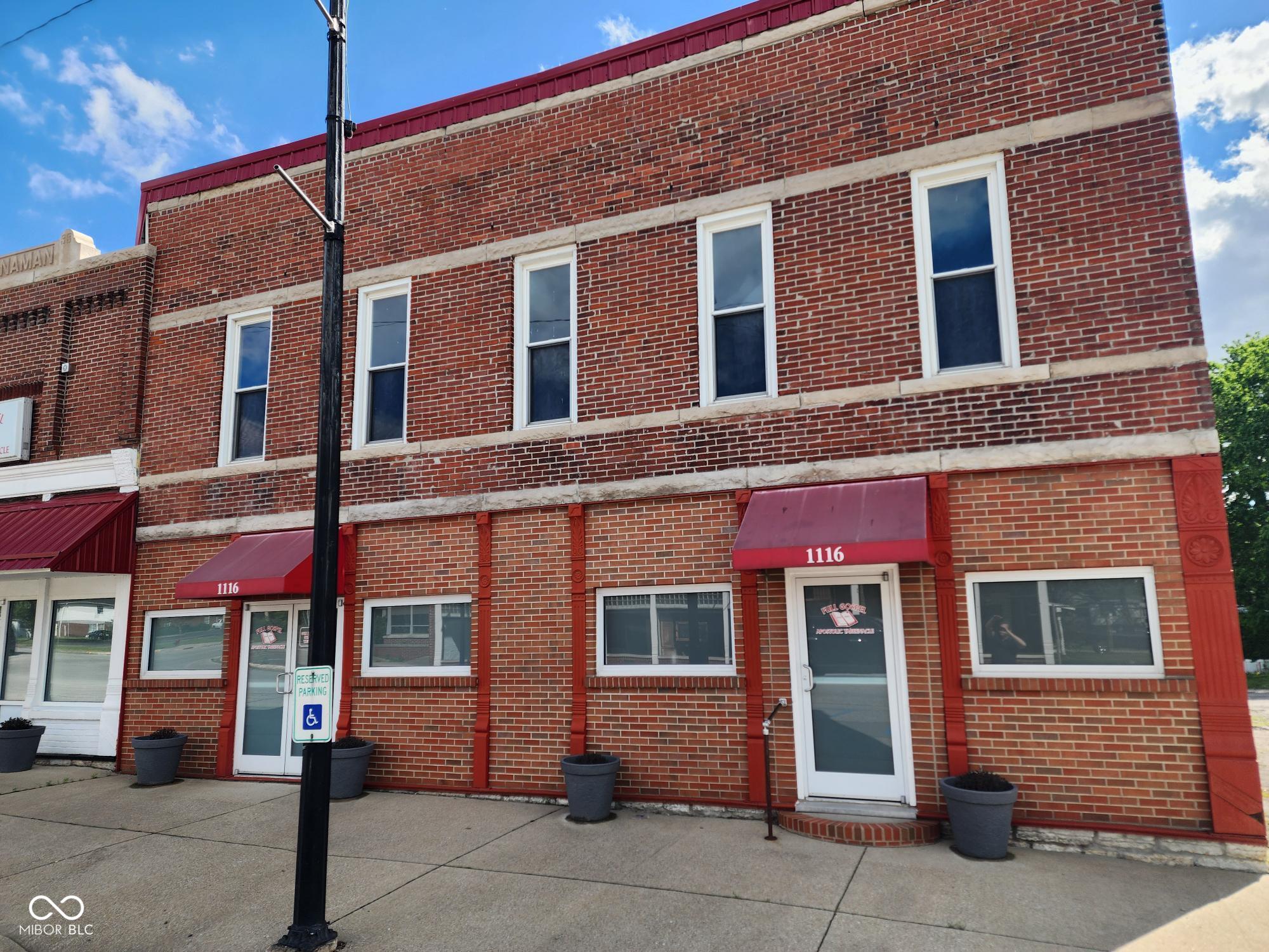 1116 W Spring Street Property Photo 1