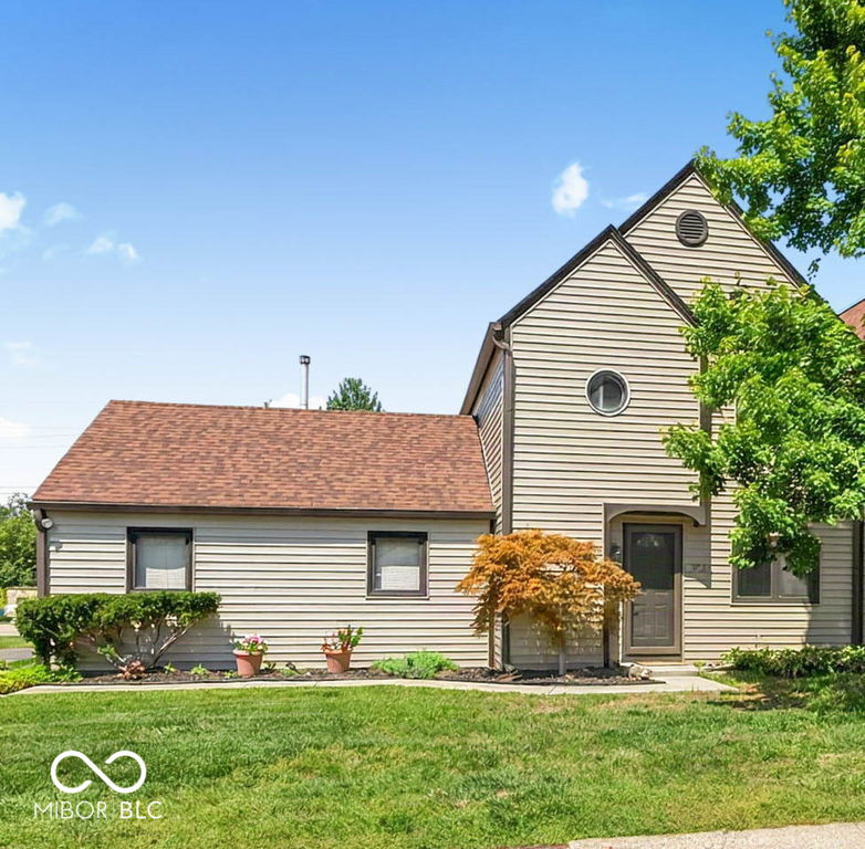 5924 Highgate Circle Property Photo 1