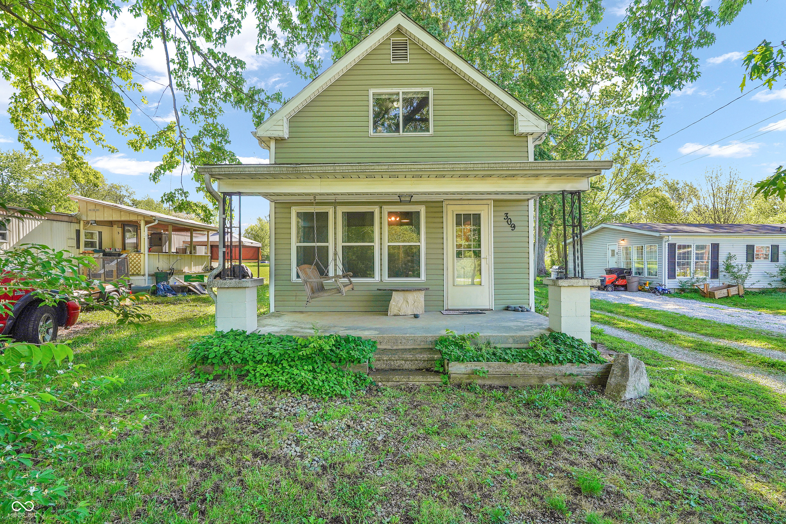 309 N Darlington Street Property Photo 1