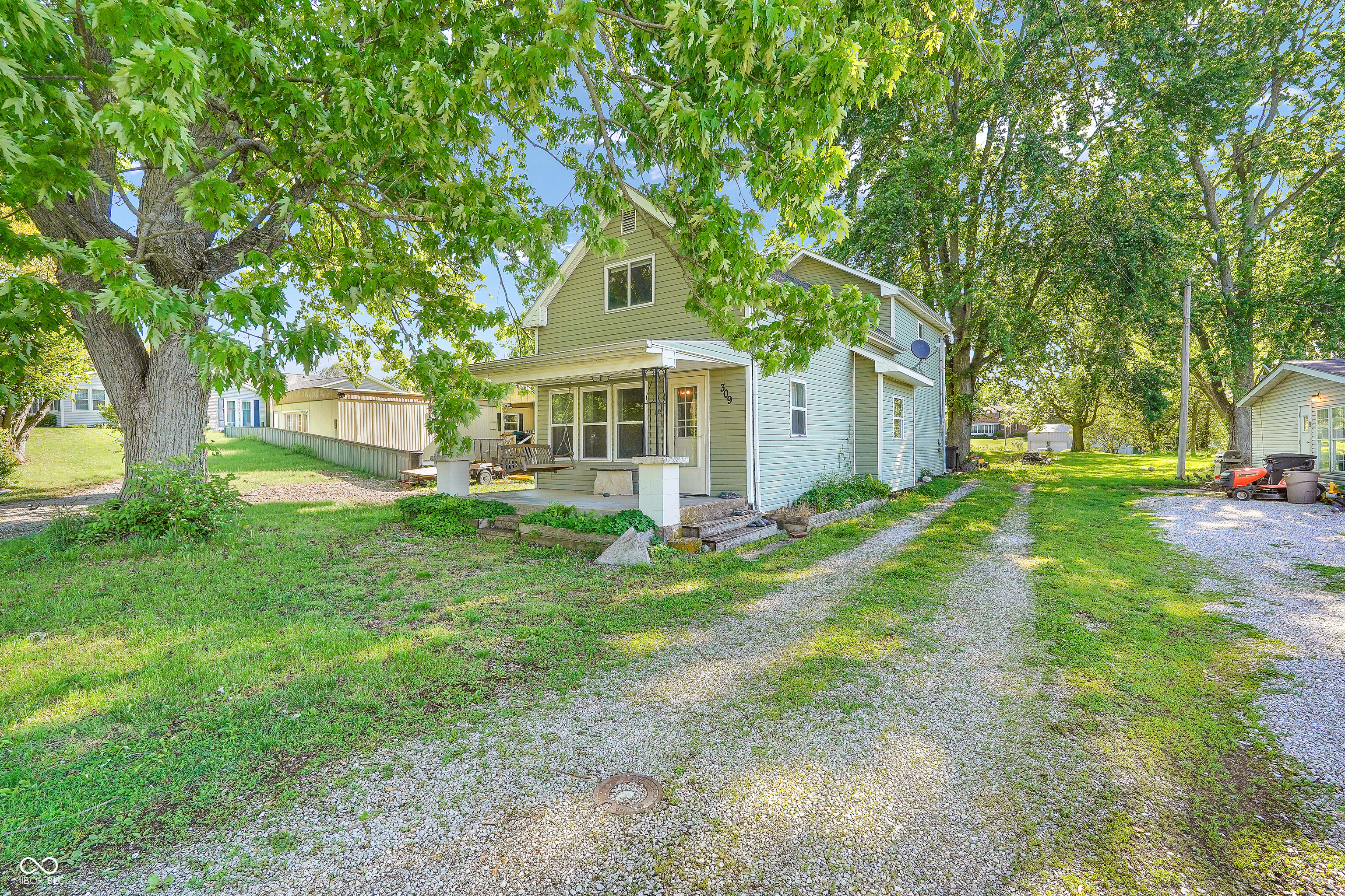 309 N Darlington Street Property Photo 1