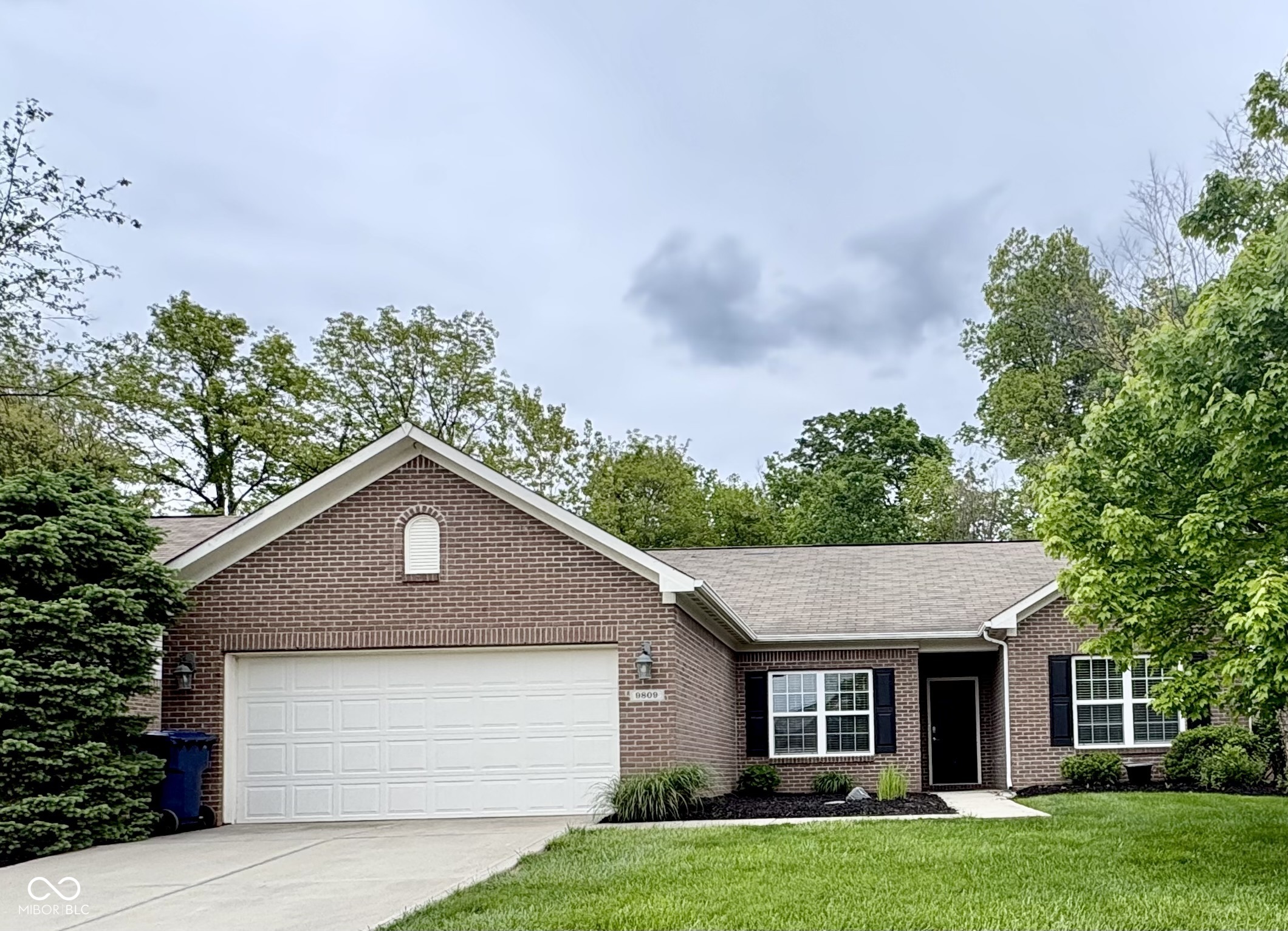 9809 Brook Wood Drive Property Photo 1