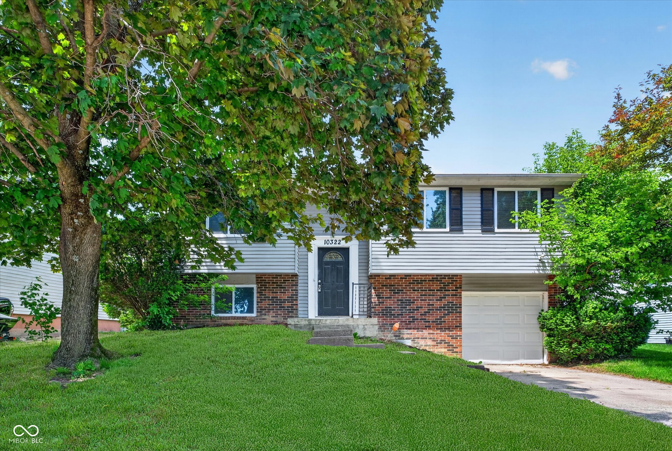 10322 Starview Drive Property Photo 1